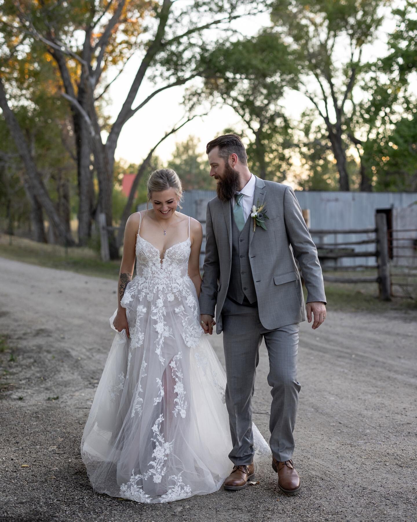 Congrats to Aaron and Stephanie! Thank you for sharing such a perfect day with us!

Bride: @stephj_8 
Groom: @aaron.cook659365 
Makeup Artist: @groovybabe_beauty 
Gown: @somethingnewboutique 
Floral: @johnny_appleseed_greenhouse 
Venue: @bessemermoun
