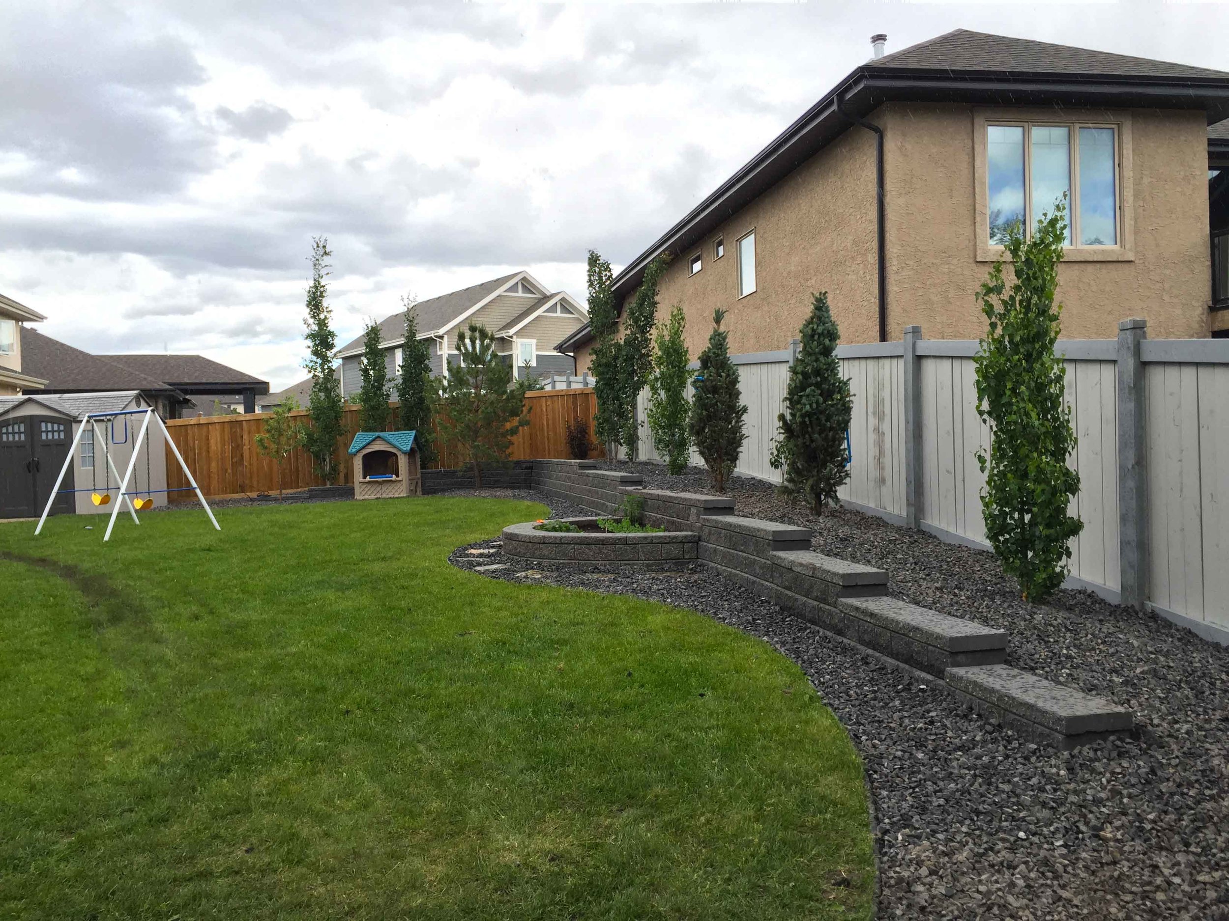 Backyard Retaining Wall - Edmonton Alberta (Copy)