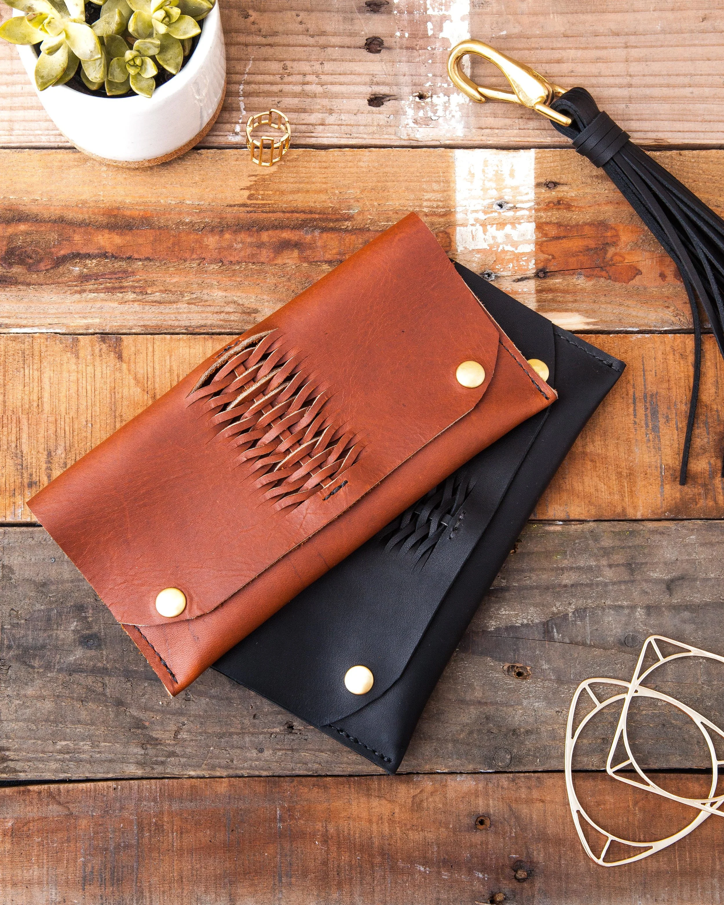 The Alexander Pouch