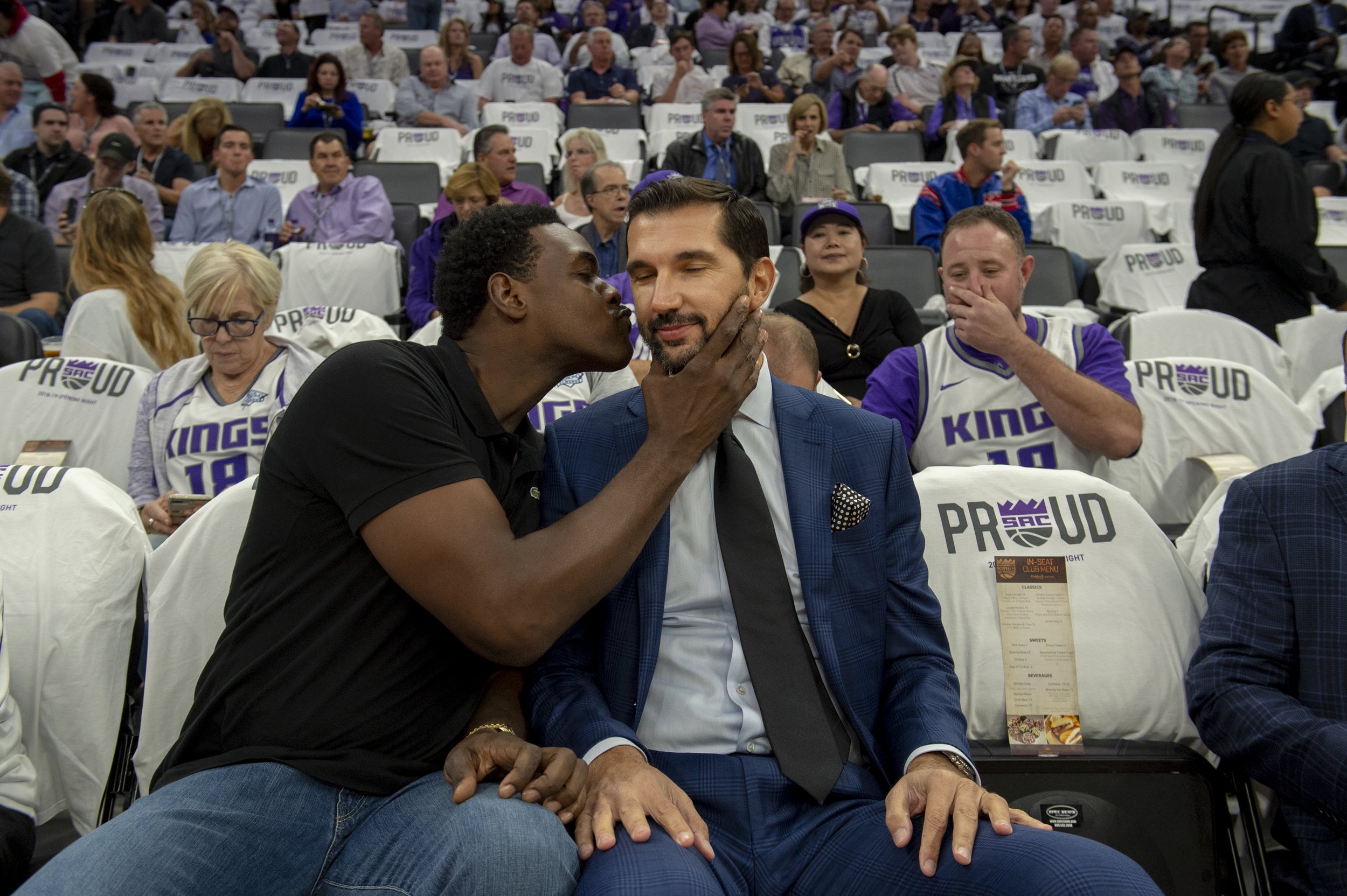  Former Sacramento Kings Chris Webber shows his former teammate Peja Stojakovic love before the NBA season opener between the Sacramento Kings and Utah Jazz at the Golden 1 Center 
