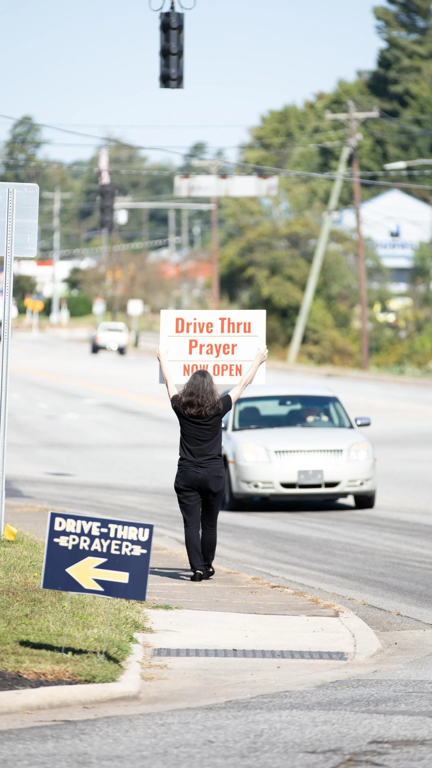 09.13.25_DriveThruPrayer_Web-007.jpg