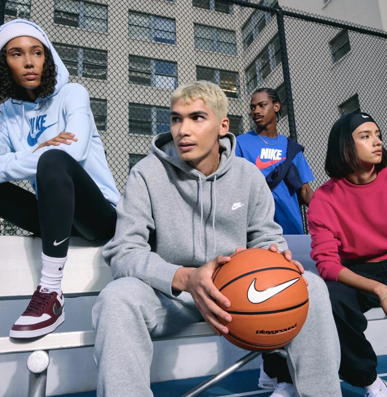 HO25_Amazon_M_W_NSW_Gift_1520x1560 Large.jpeg