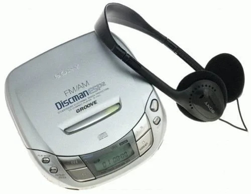 Portable-C-D-Player-cherl12345-tamara-41753232-500-387.jpeg