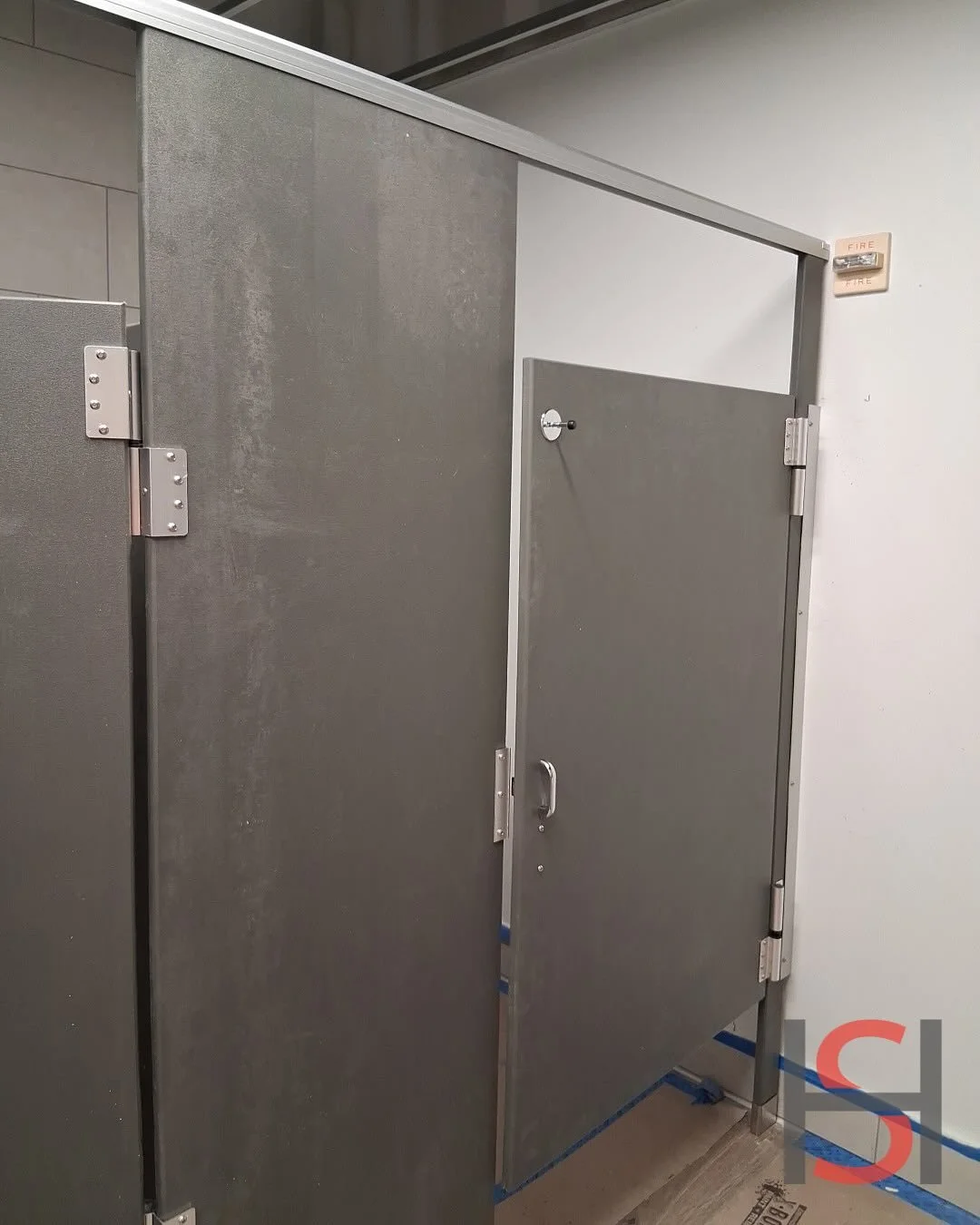 📍LaPrade Library - Div 8 + 10

Brand new toilet partitions and urinal screens for LaPrade Library&rsquo;s renovations 🤩 We know Chesterfield county is excited for this space to reopen this winter! 📚