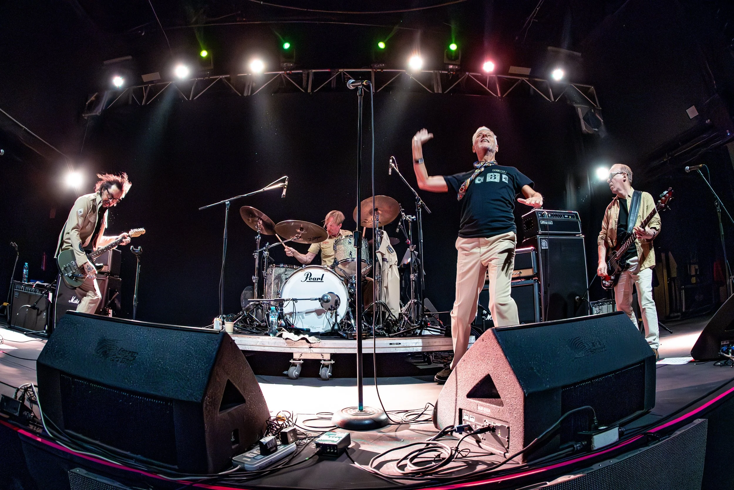 Modern English (2024)