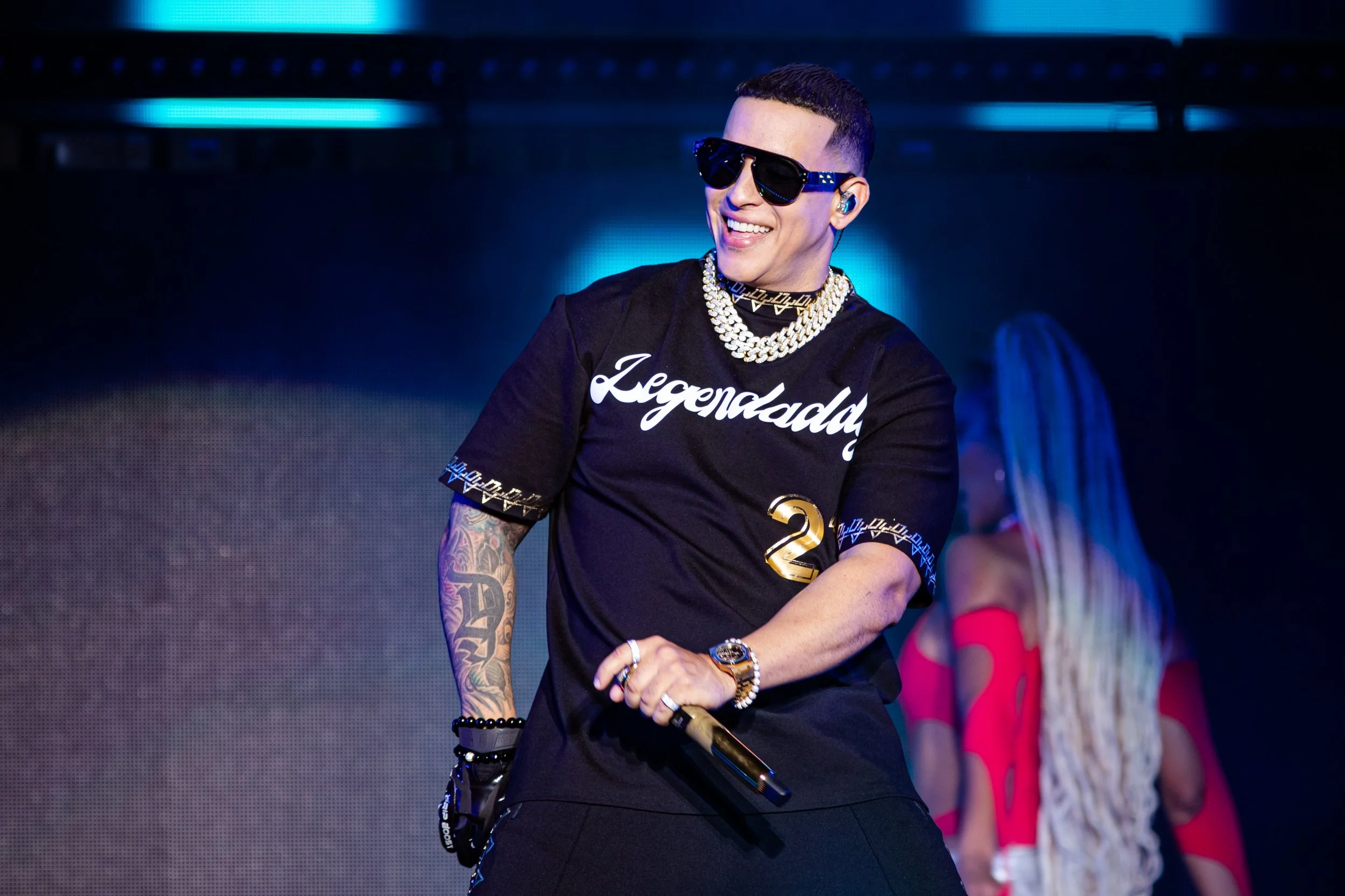 DADDYYANKEE_FOROSOL2022_1129_215252-1051-SCR.jpg