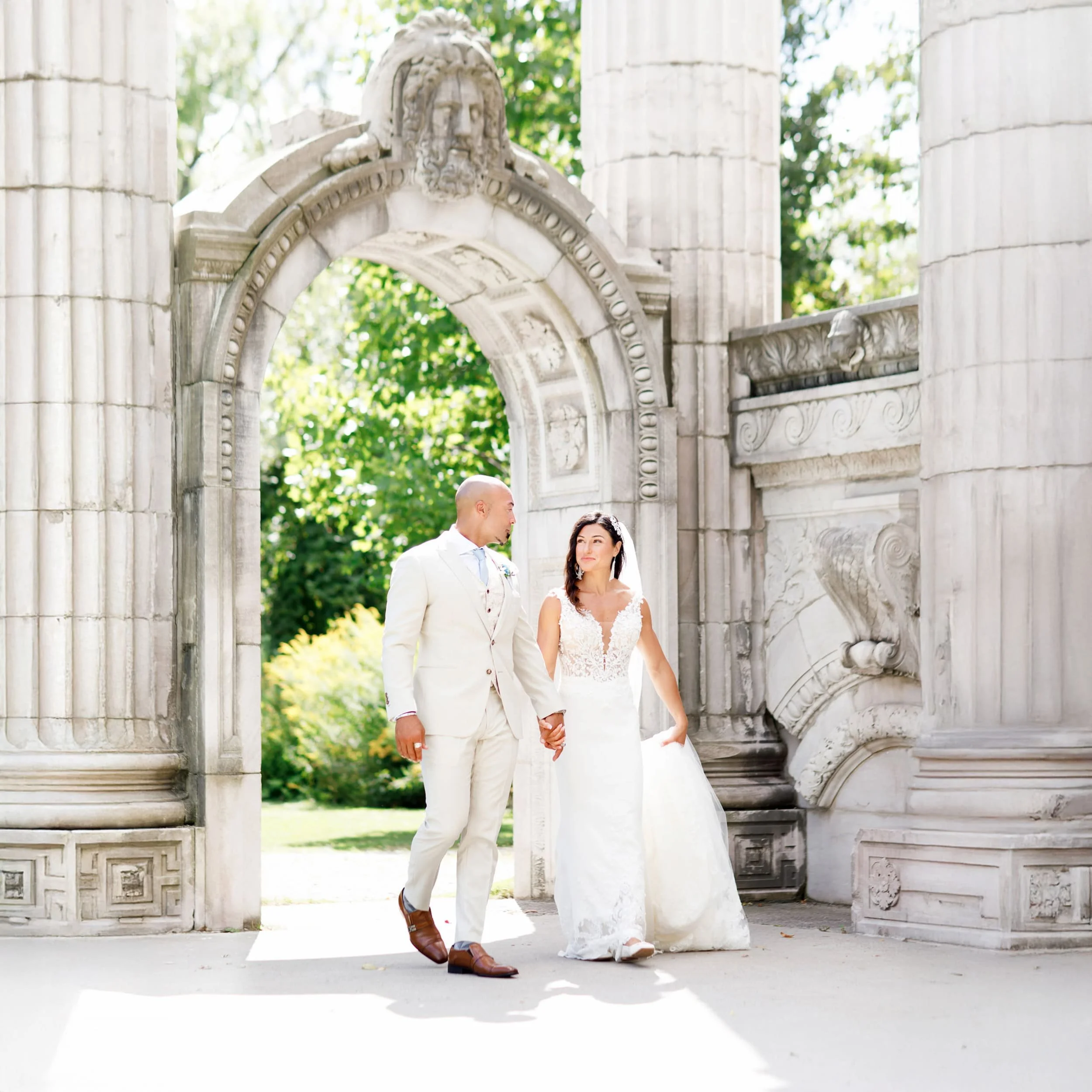 Wedding photography at the Guild Inn Estate in Scarborough, Ontario