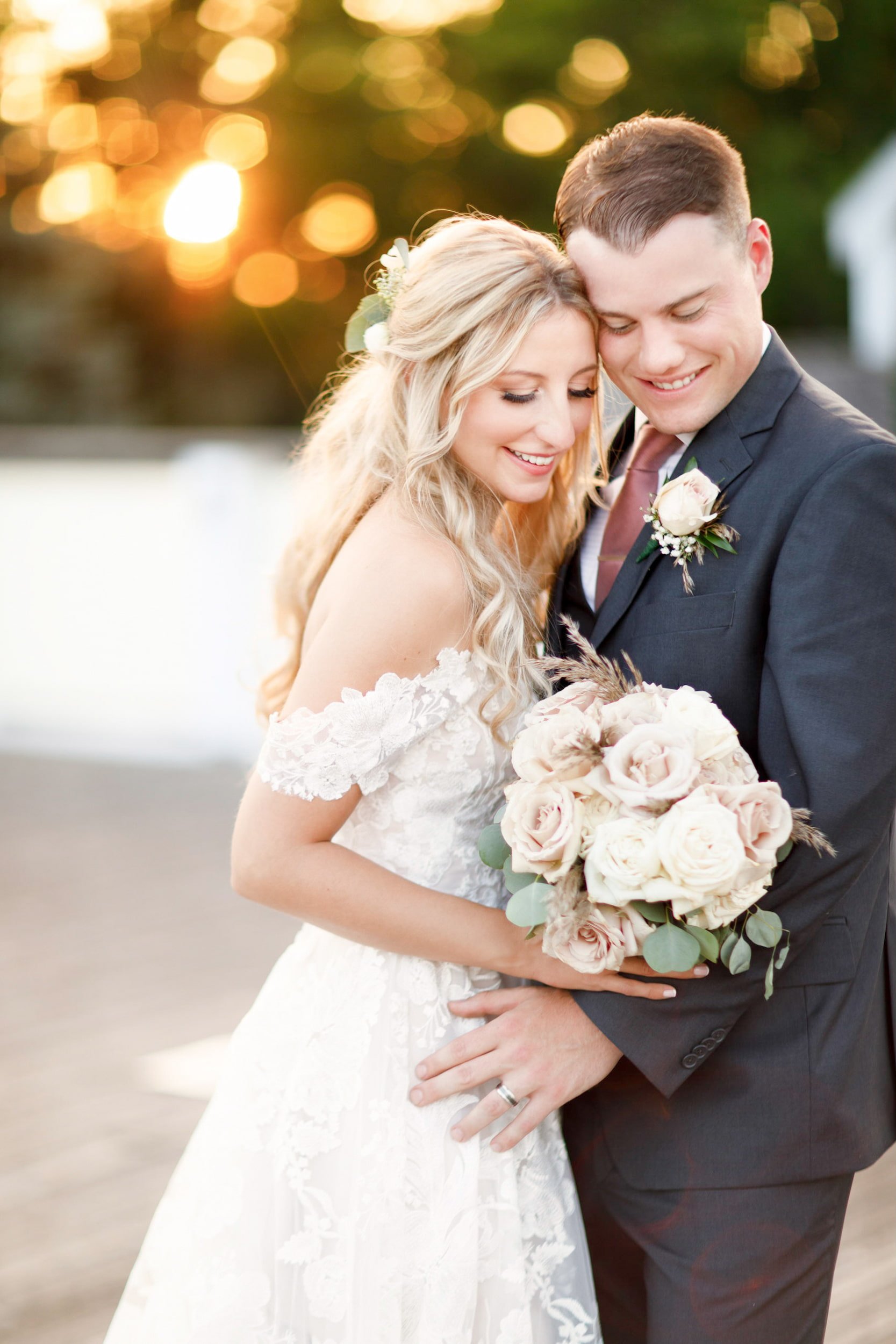 Romantic close-up portrait at sunset at The Doctor’s House in Kleinburg, Ontario