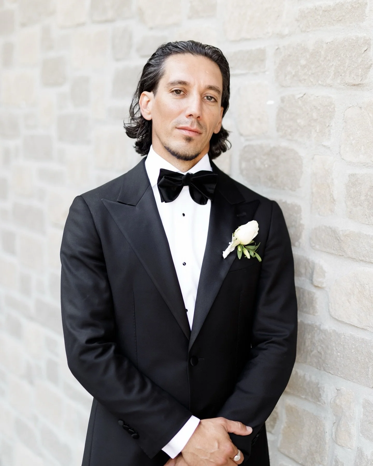 I&rsquo;m excited to share these sneak peeks from Palma &amp; Eric&rsquo;s lovely wedding at The Manor by Peter and Paul&rsquo;s! It is always great working there! :) 

#makeupbymelo #fmfloral
#themanoreventvenue
#themanorweddings 
#kingcity #barriep