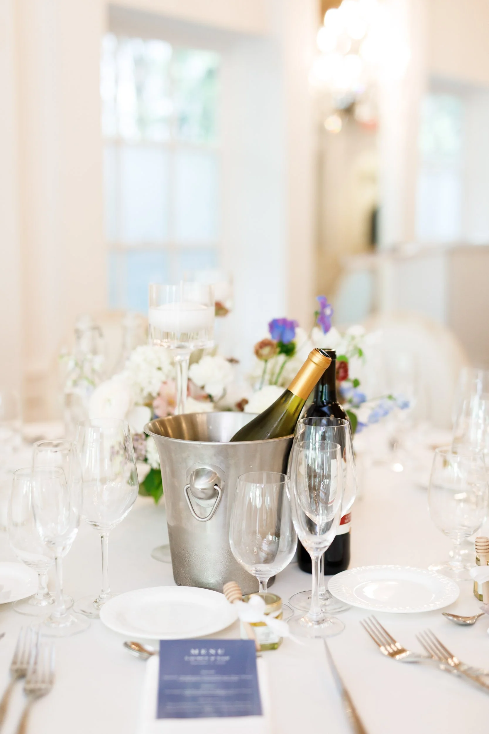 Champagne and florals at The Doctor’s House in Kleinburg wedding reception