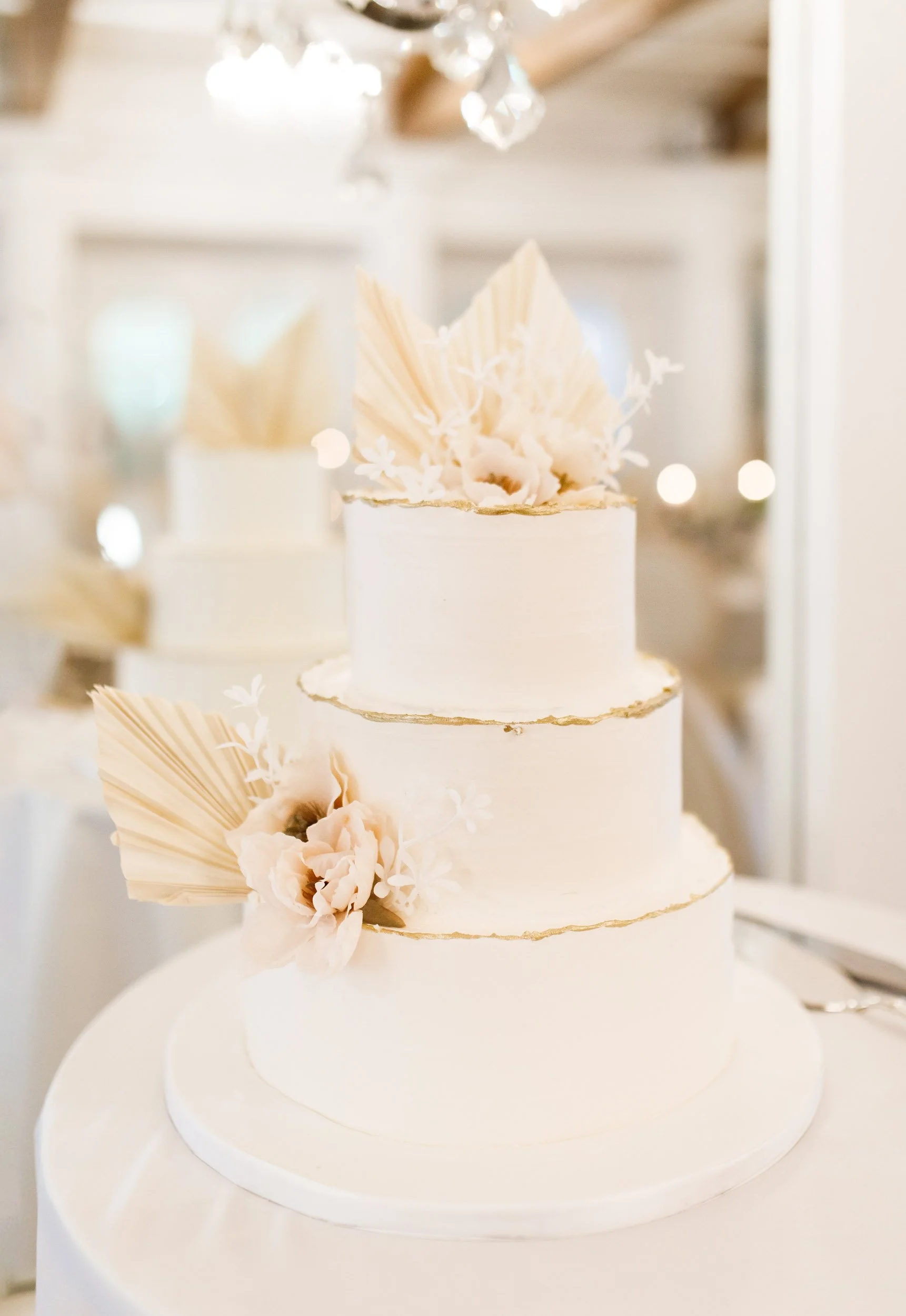 Wedding cake display at The Doctor’s House in Kleinburg wedding