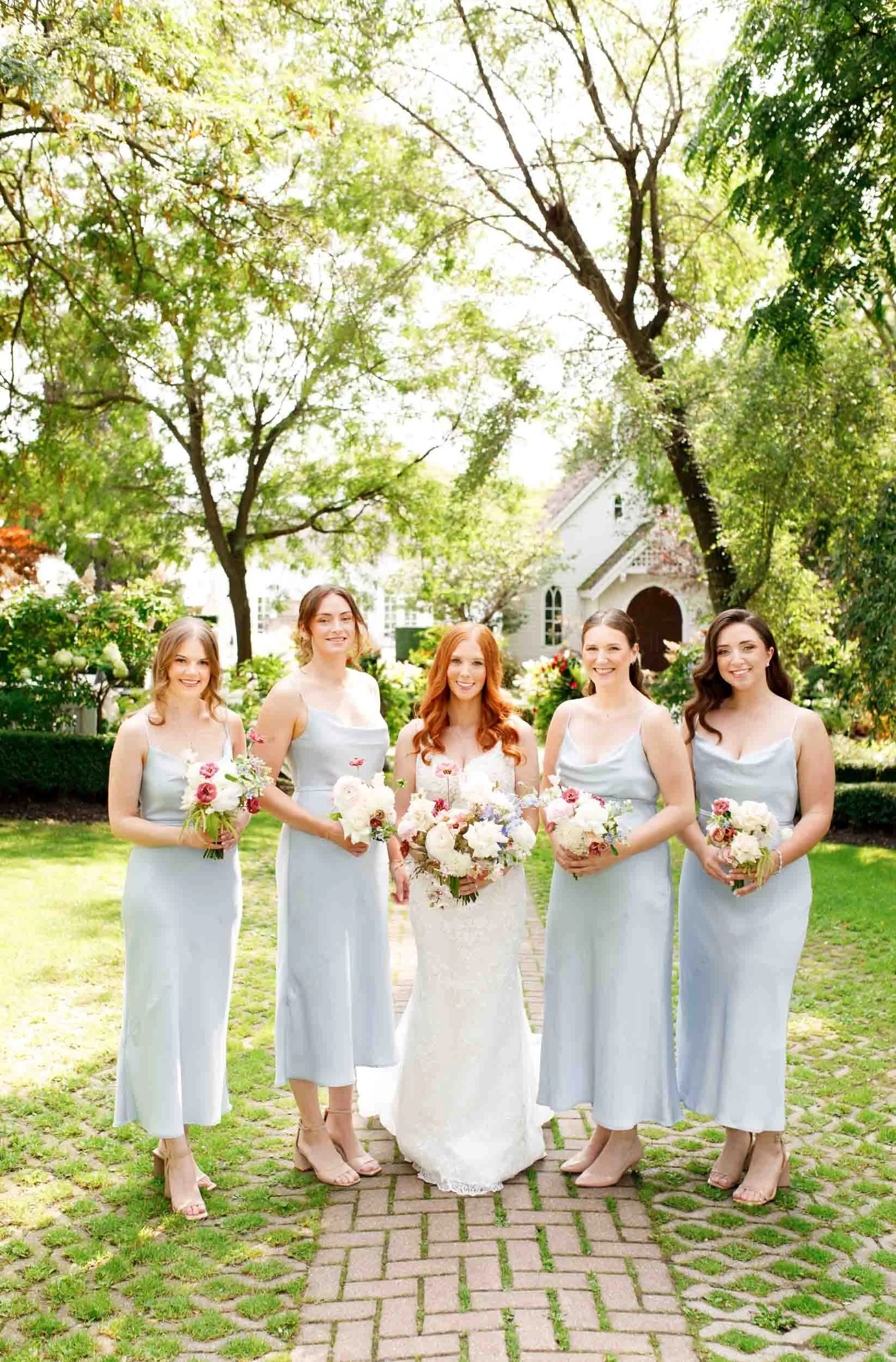 Bridesmaids group portrait at The Doctor’s House in Kleinburg wedding