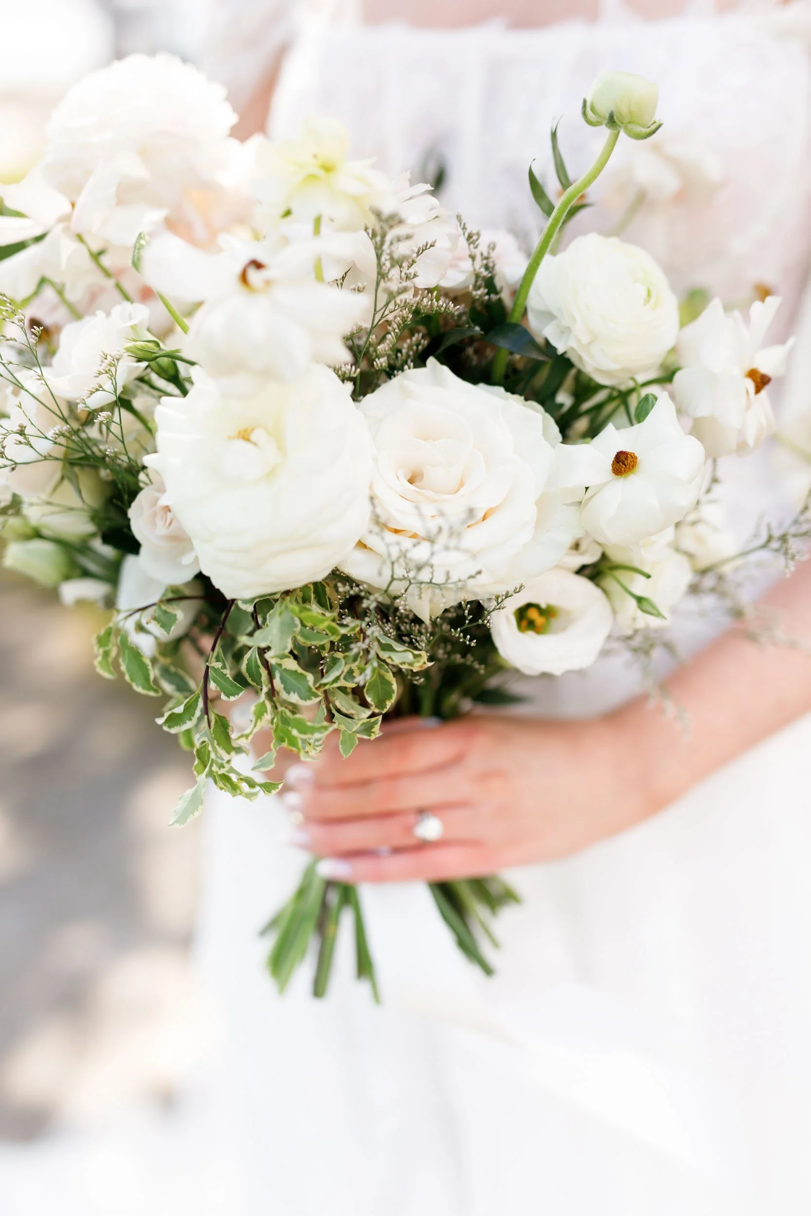 Close up of the bride’s bouquet during a Pearle Hotel wedding in Burlington Ontario