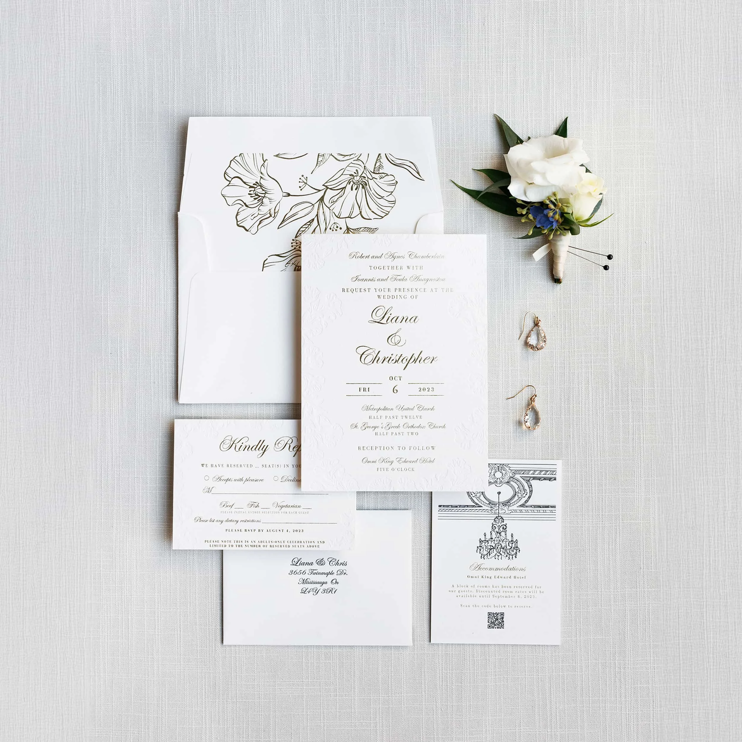 Wedding Photography at the Omni King Edward Hotel in Toronto, Ontario