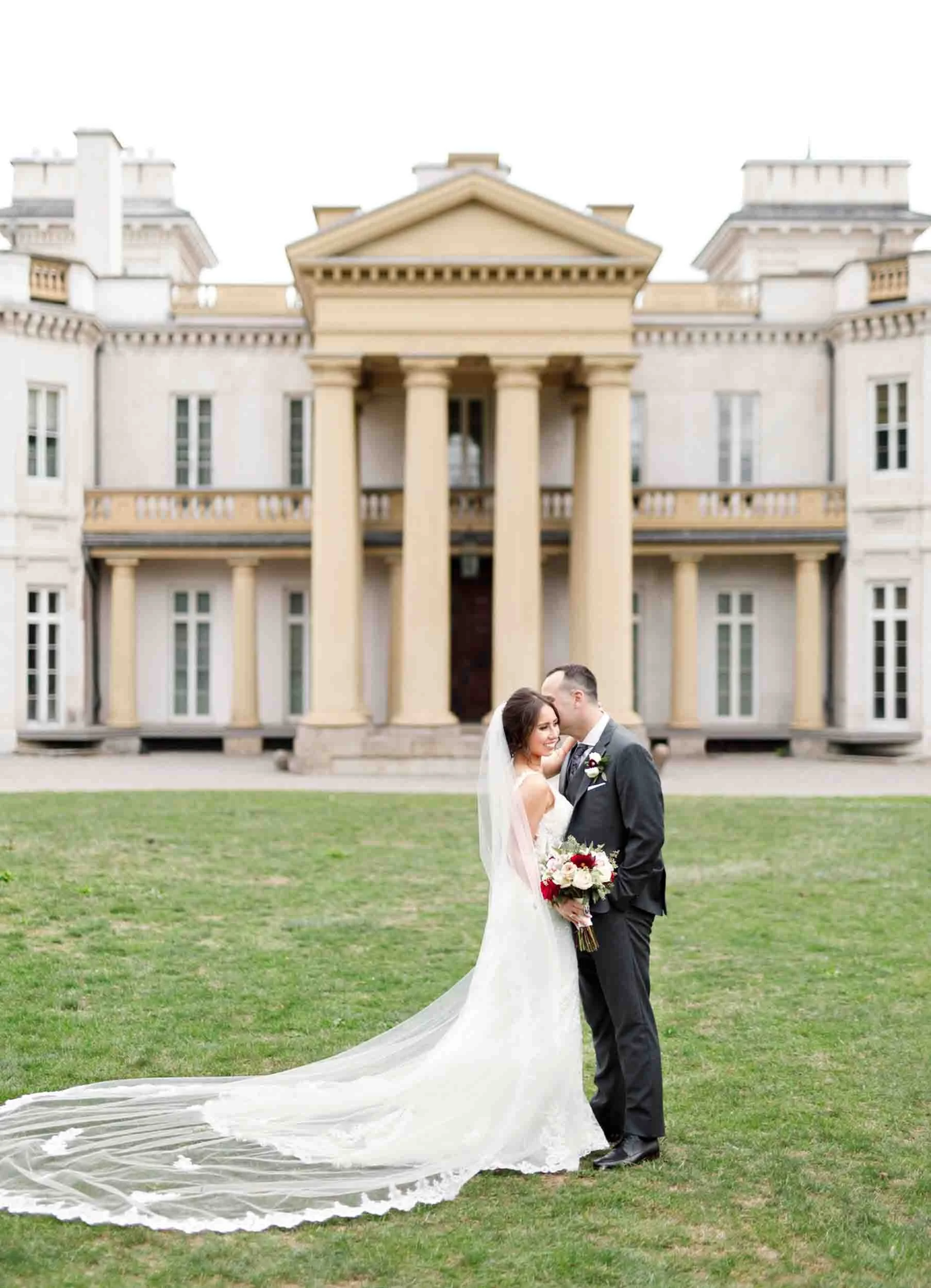 Bride and groom portrait on Dundurn Castle lawn