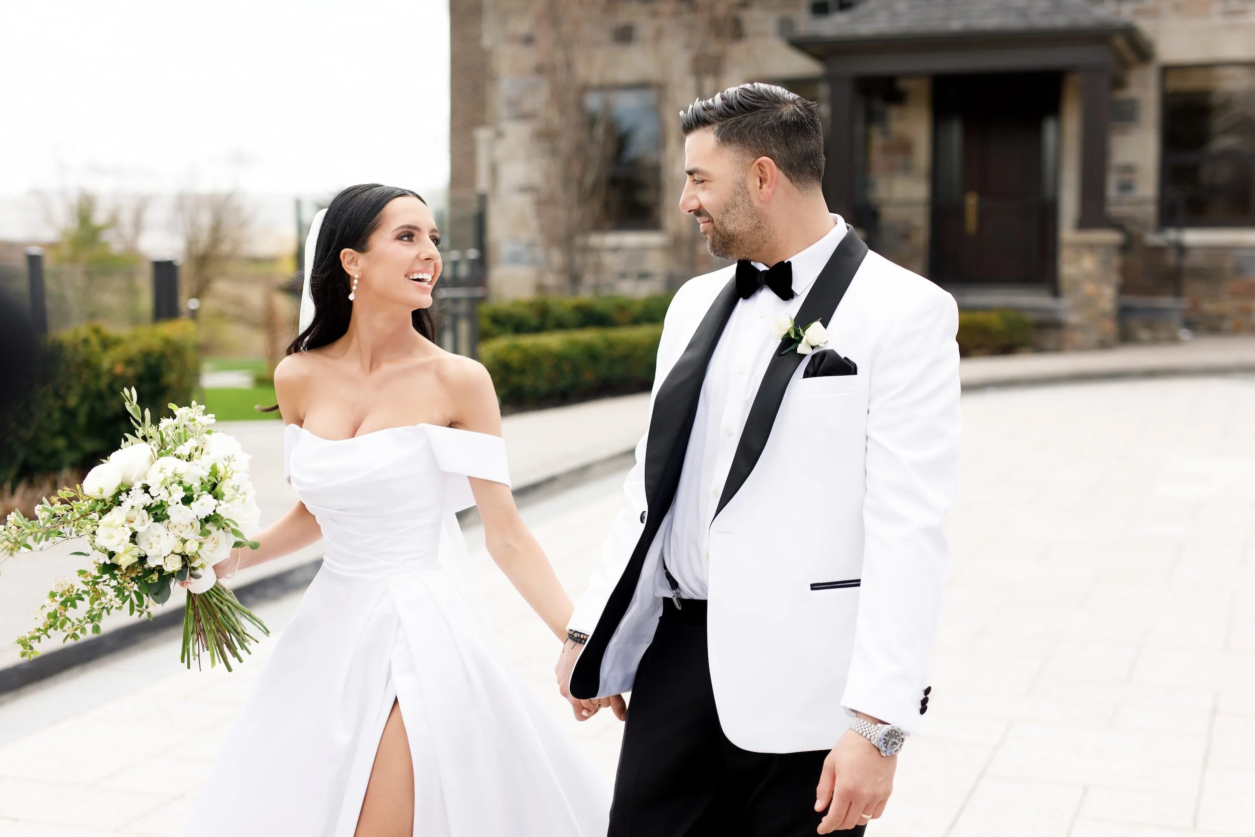 Elegant bride and groom portrait outside the Arlington Estate in Vaughan