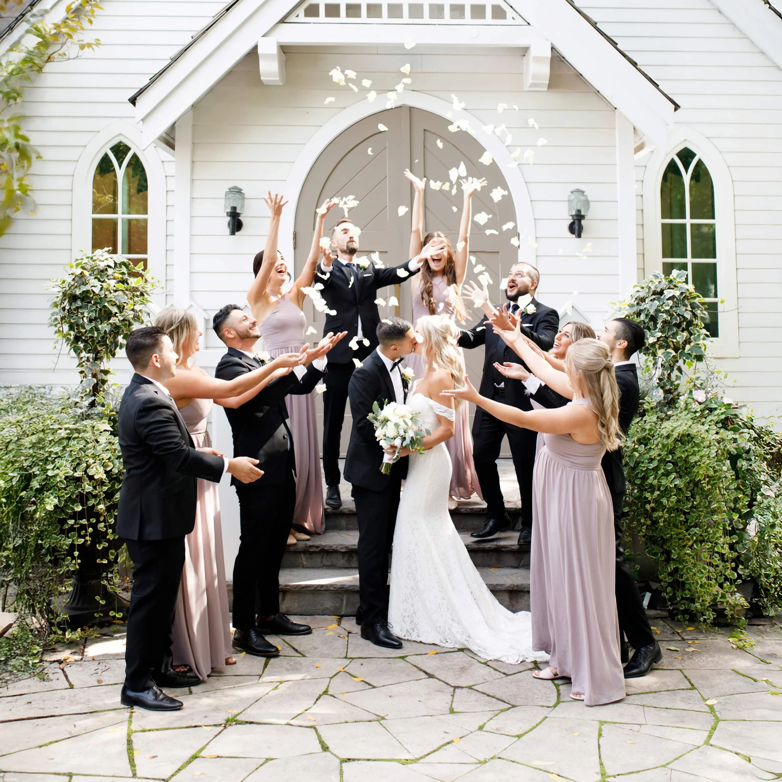 Wedding photography at the Doctor's House in Kleinberg, Ontario