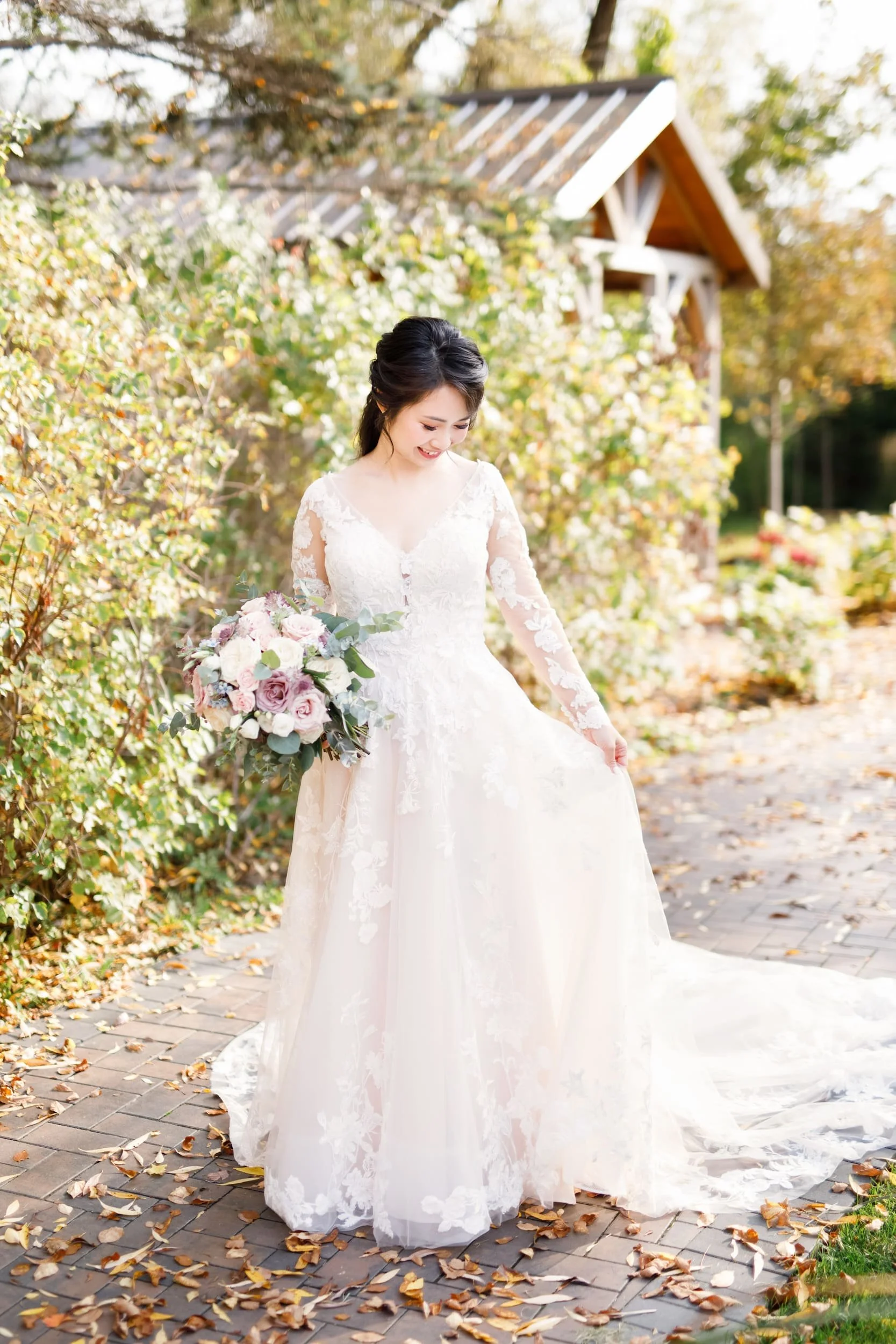 Bridal portrait with fall colours at the Arlington Estate in Vaughan
