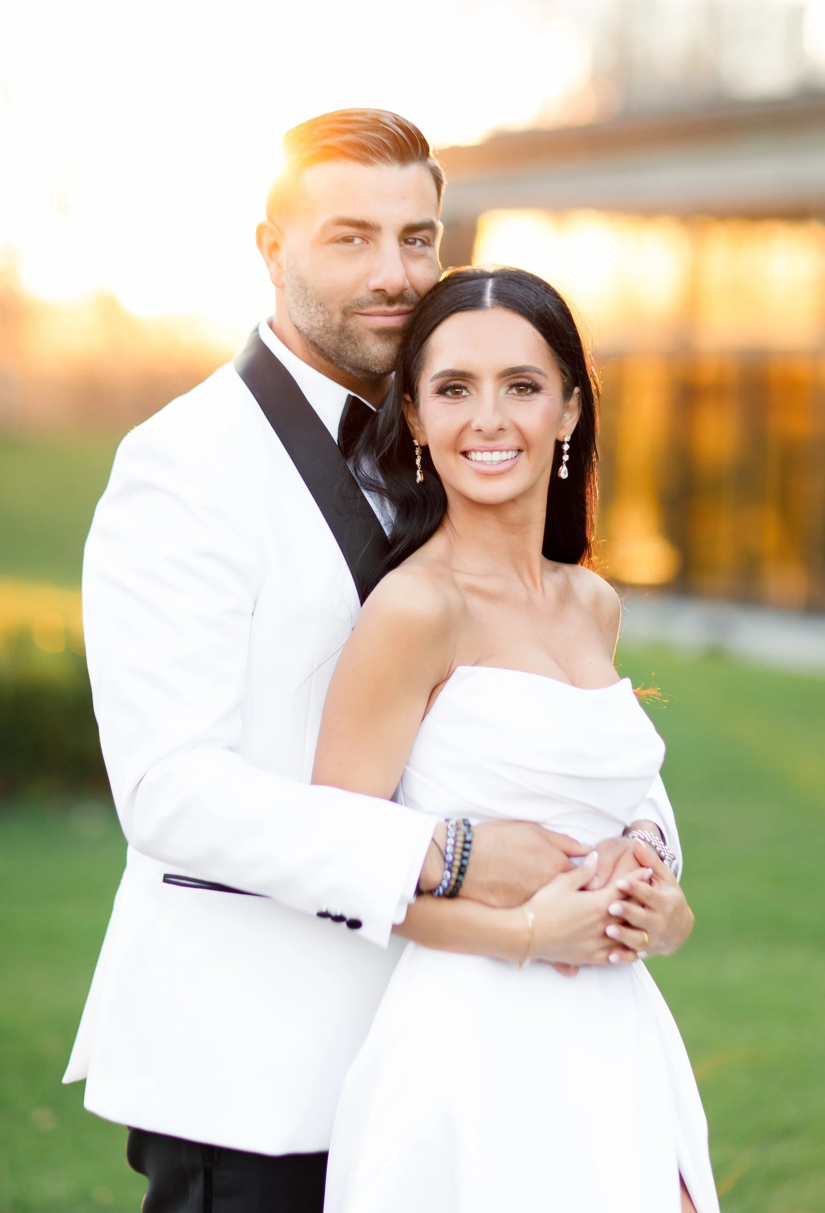 Golden hour bride and groom portrait at the Arlington Estate in Vaughan