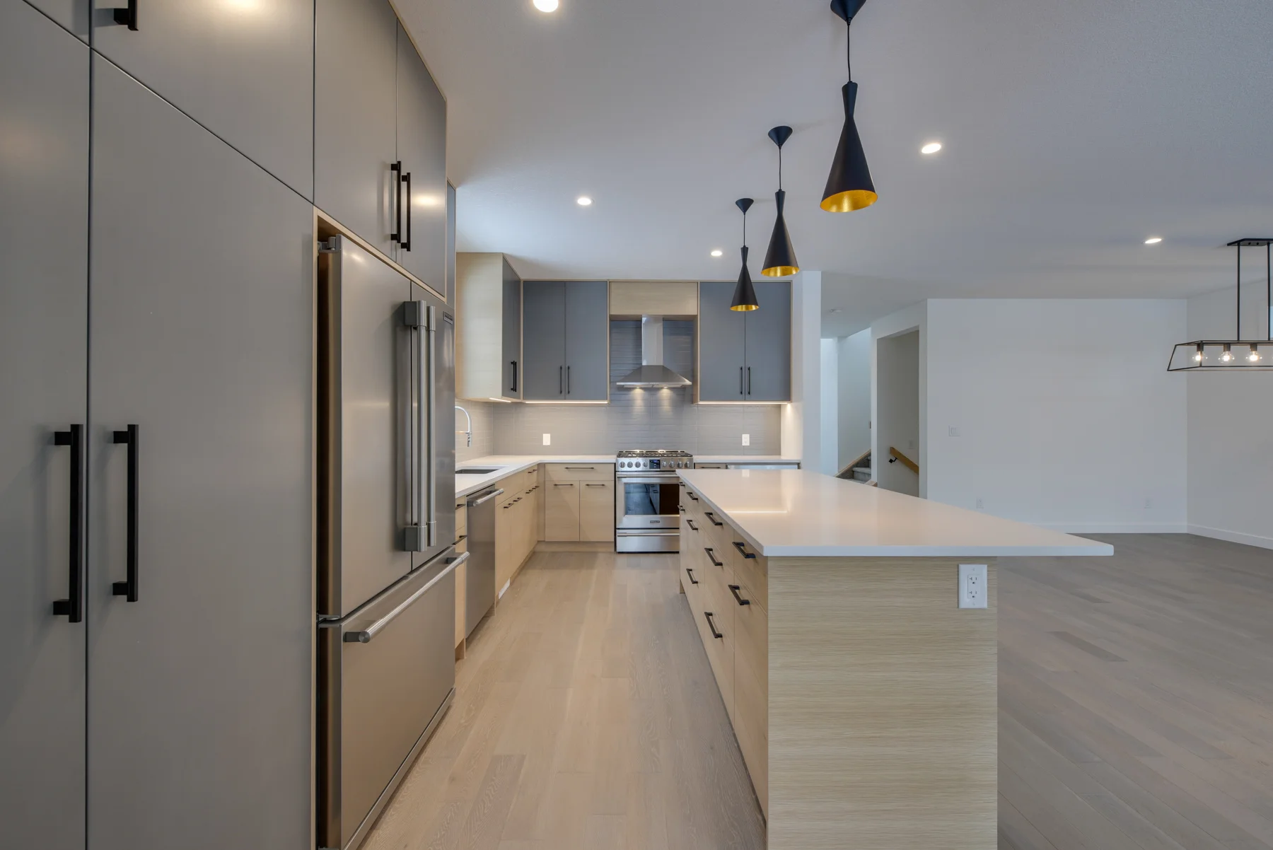 10607-60Ave3-11.jpg