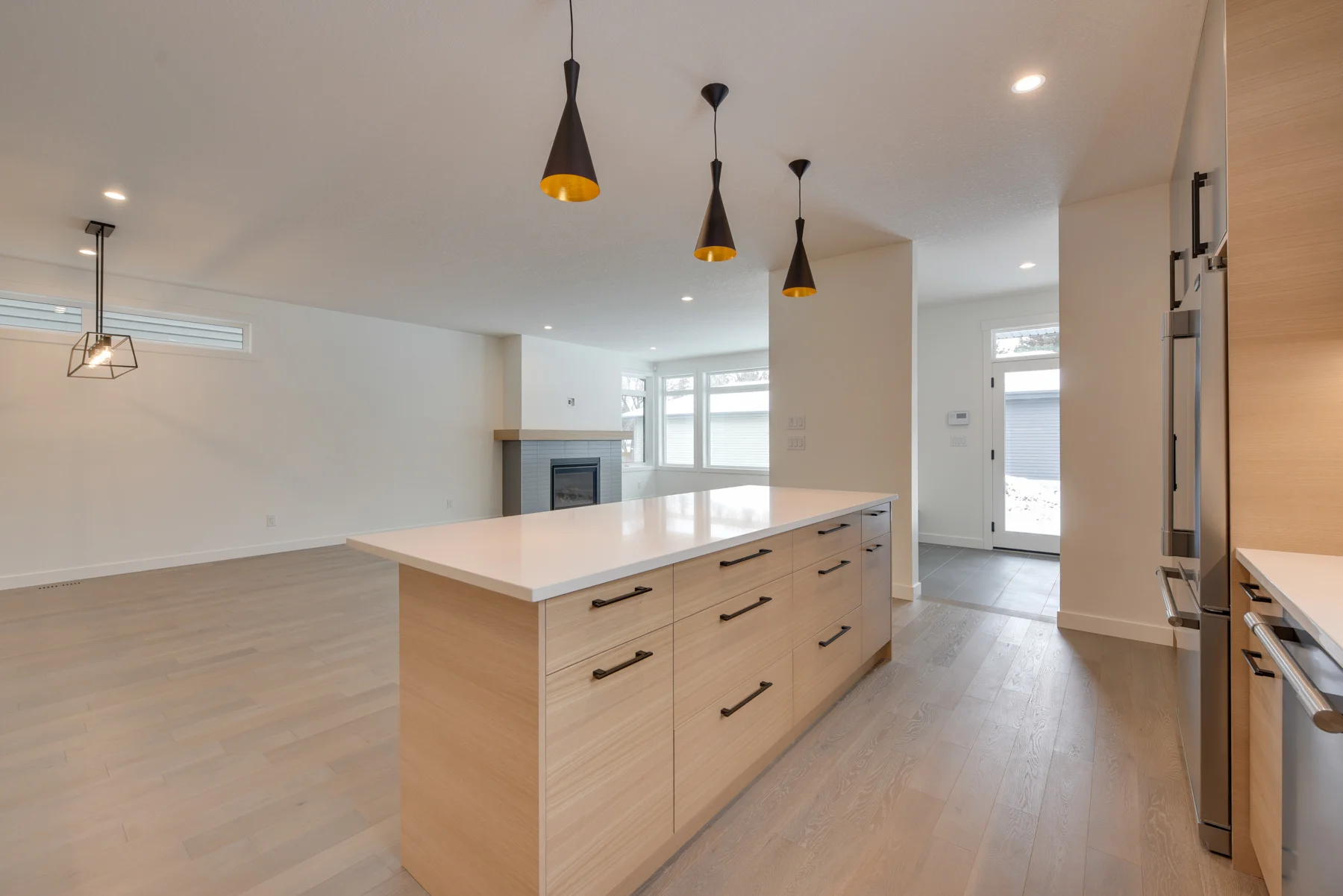 10607-60Ave3-23.jpg