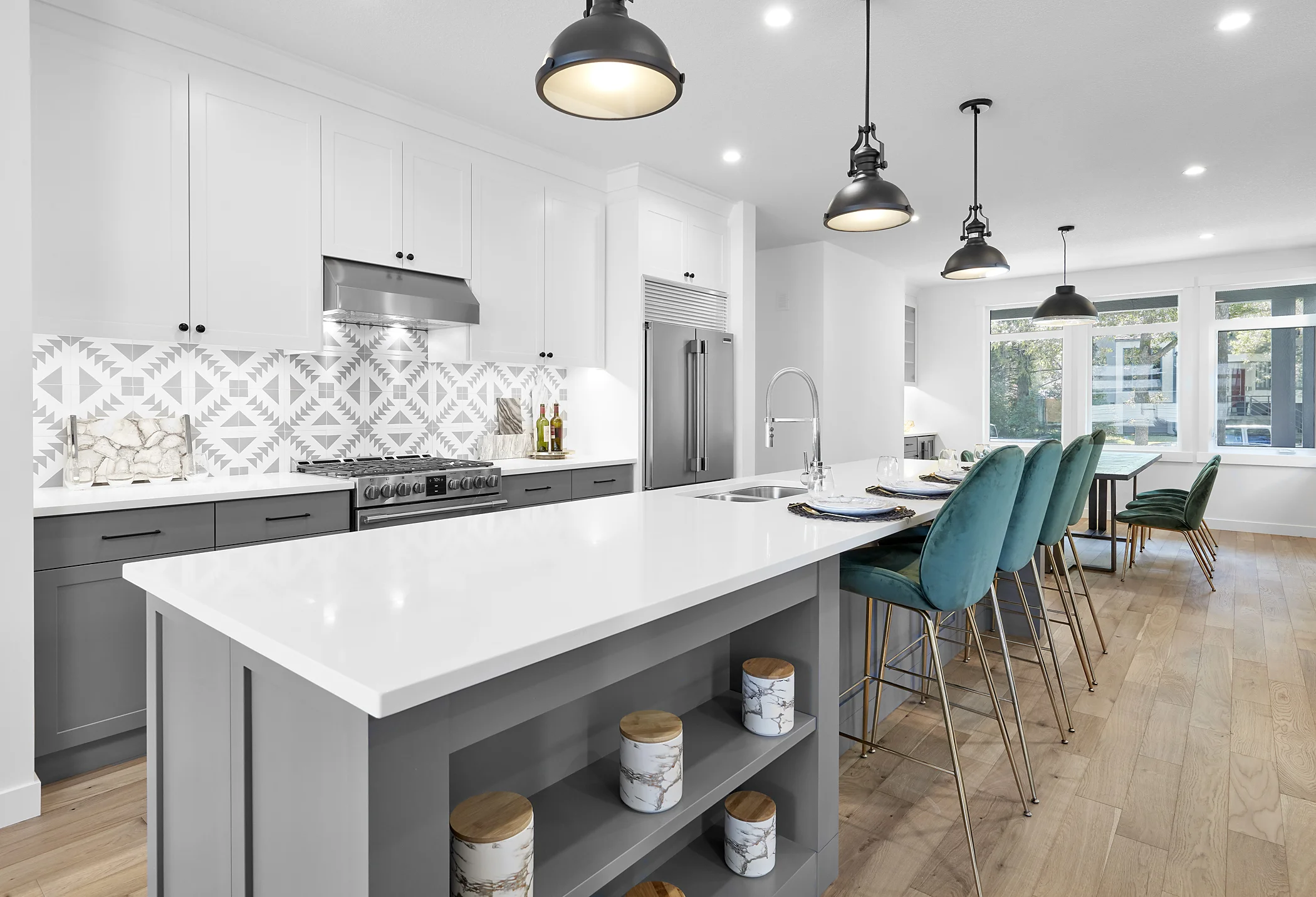 9526DonnellRd08.jpg