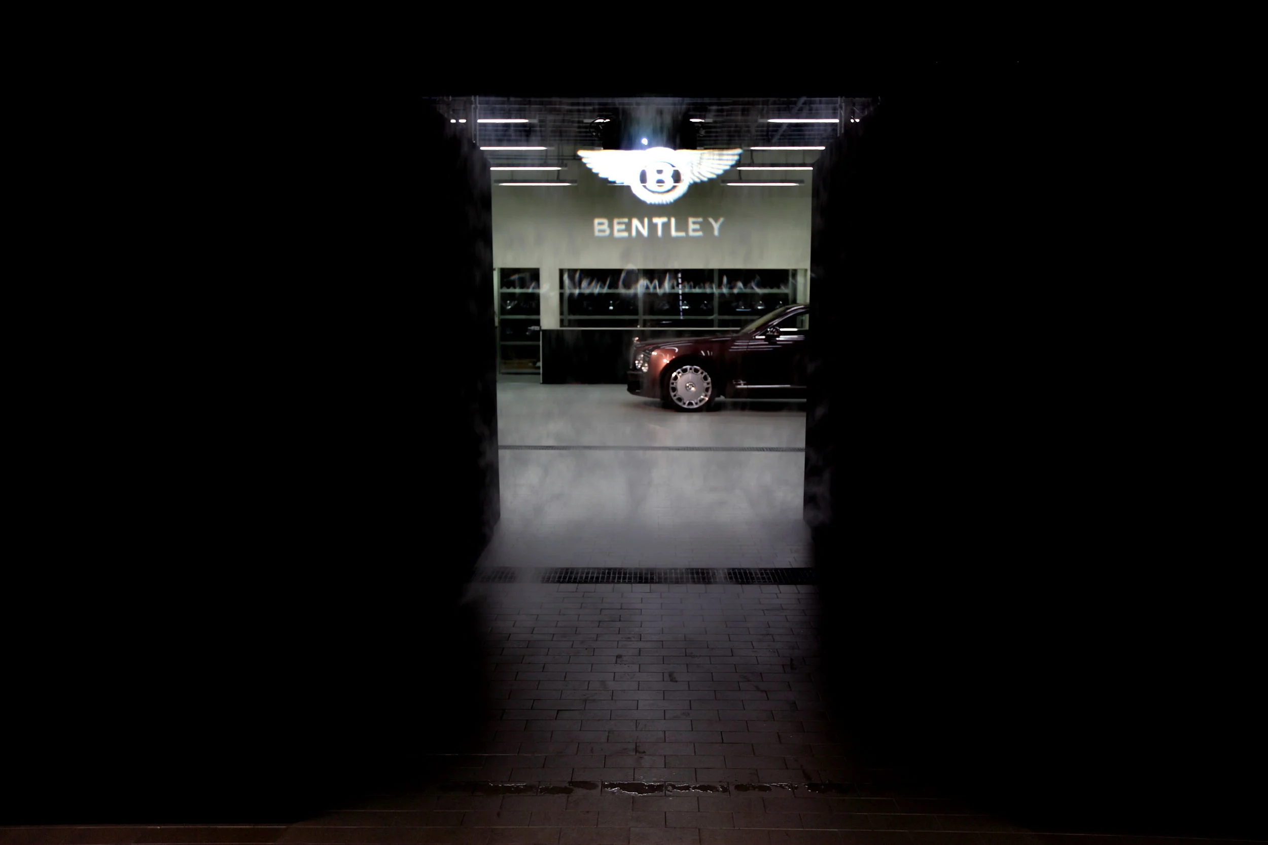 20110610-Bentley台中 (2).JPG