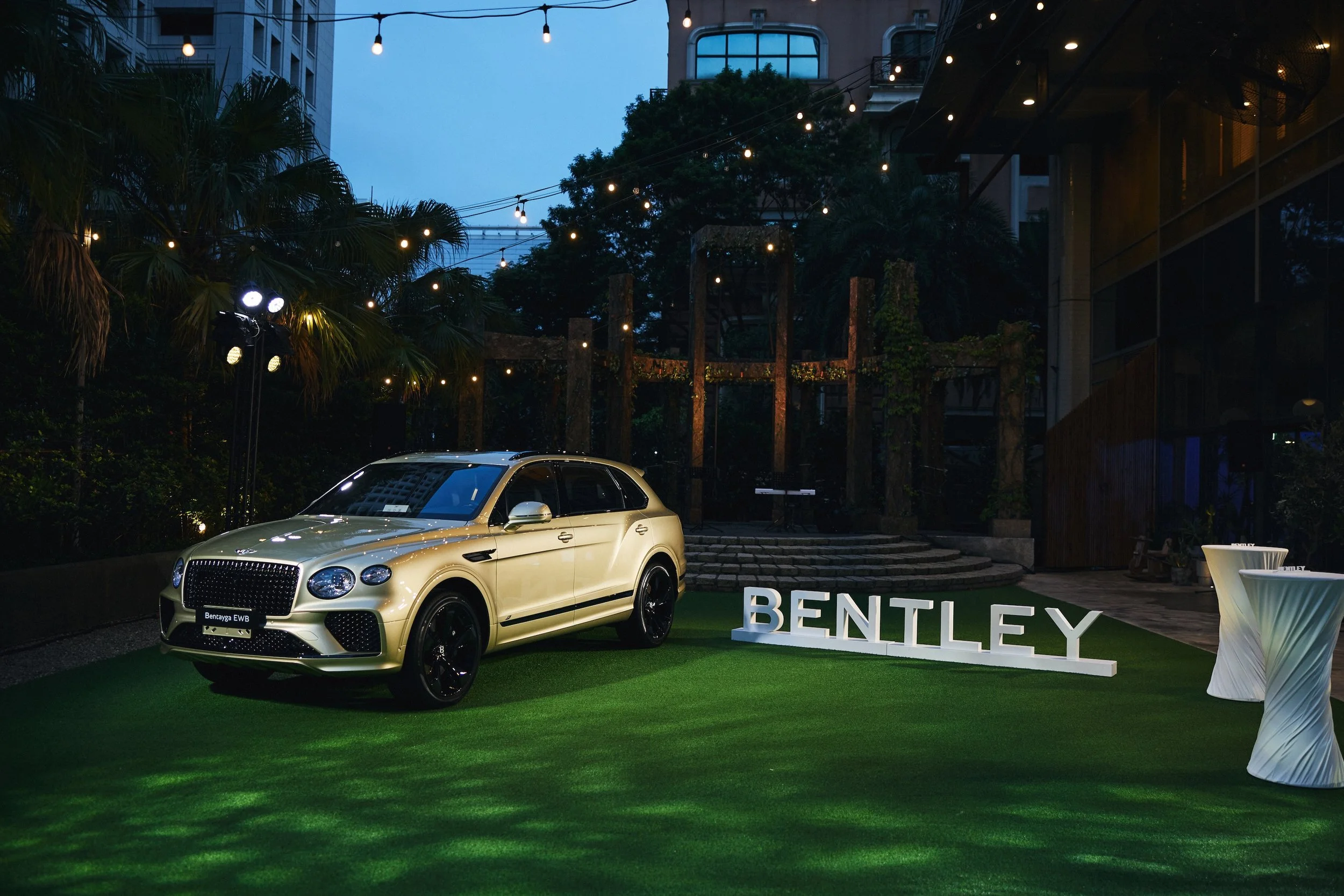 BENTLEY  250819  0487.jpg