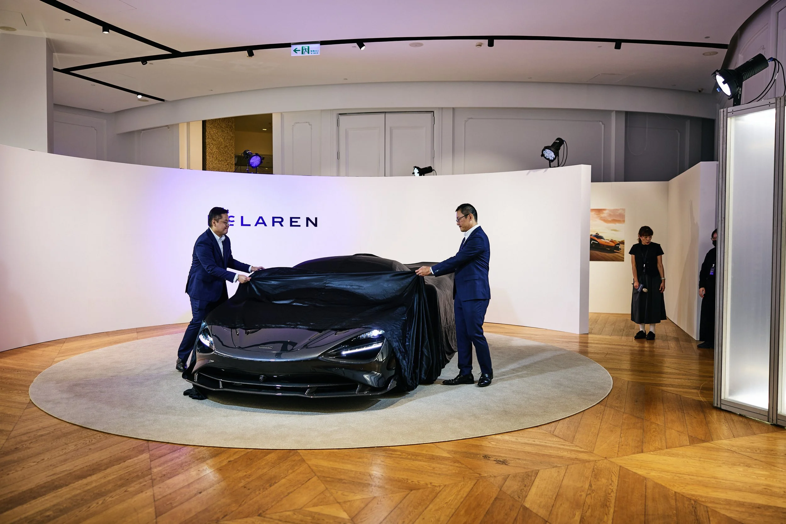 LcMaren 20261021  0974.jpg
