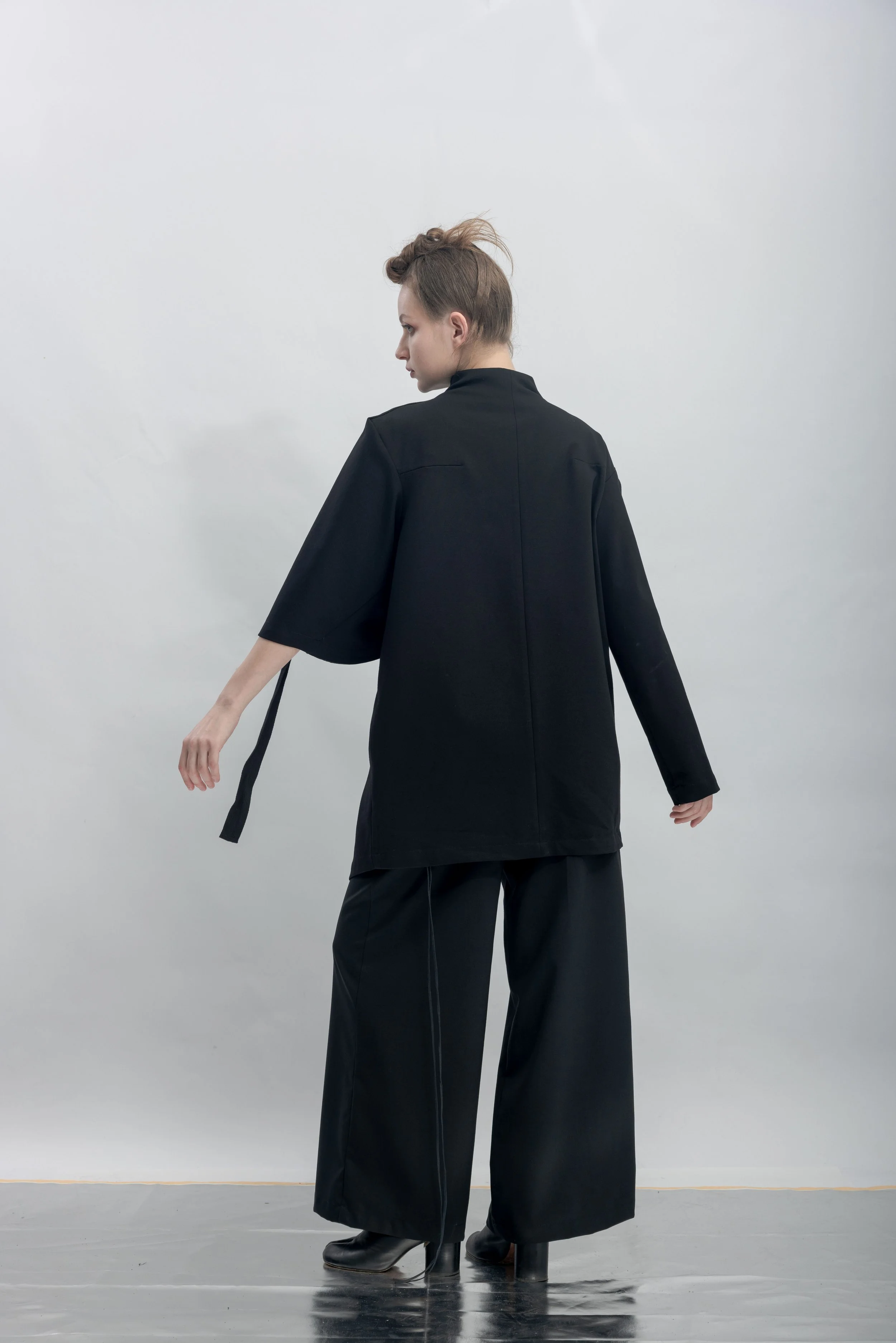 INF Reconstructed Sleeve and Chest Panel Ruched Top (16).jpg