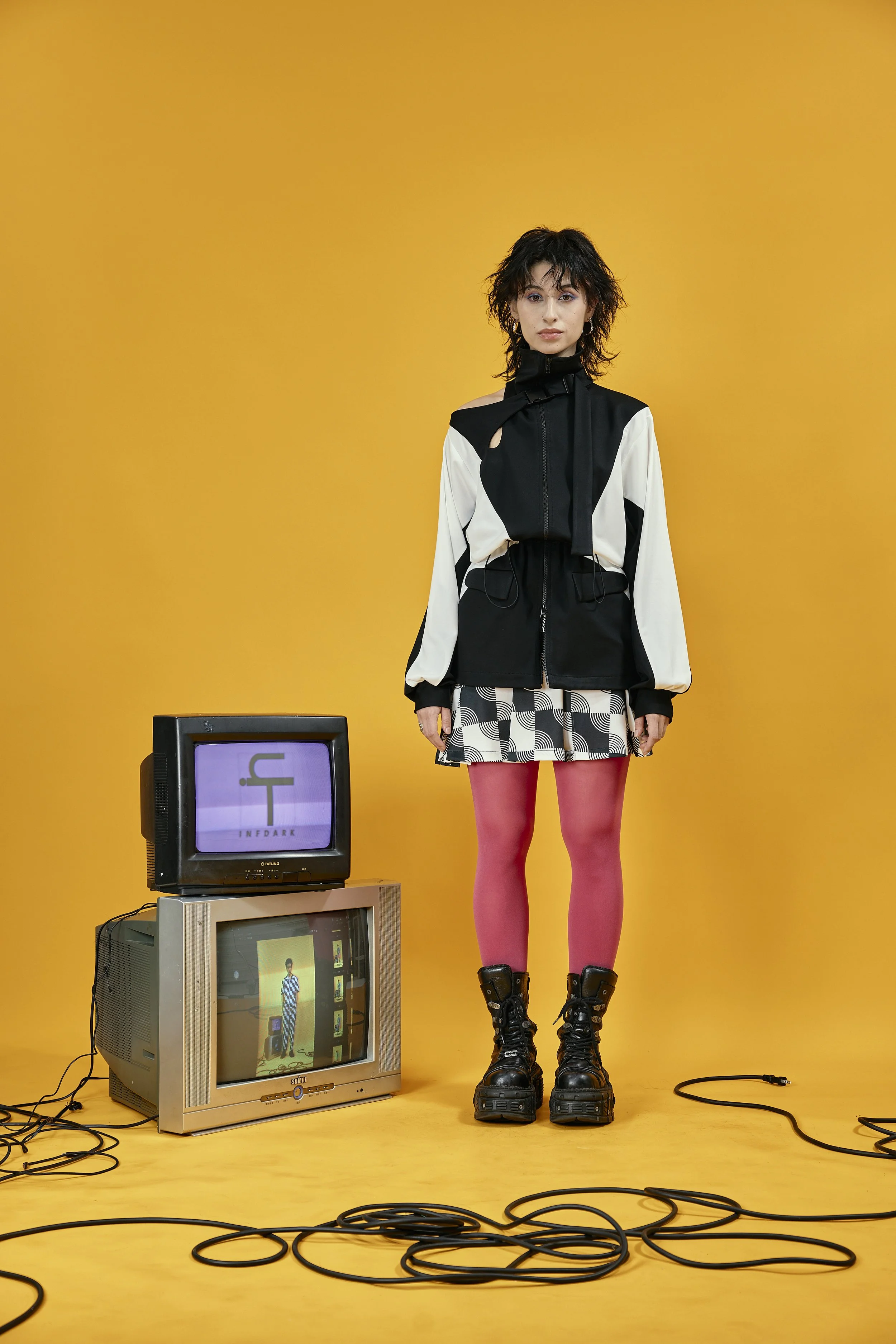 INFDARK Asymmetric Cinched-Waist Jacket  Black-White (2).jpg