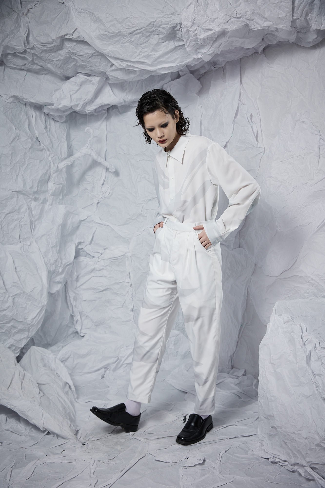 INF 2D白印花西裝褲 (1).jpg