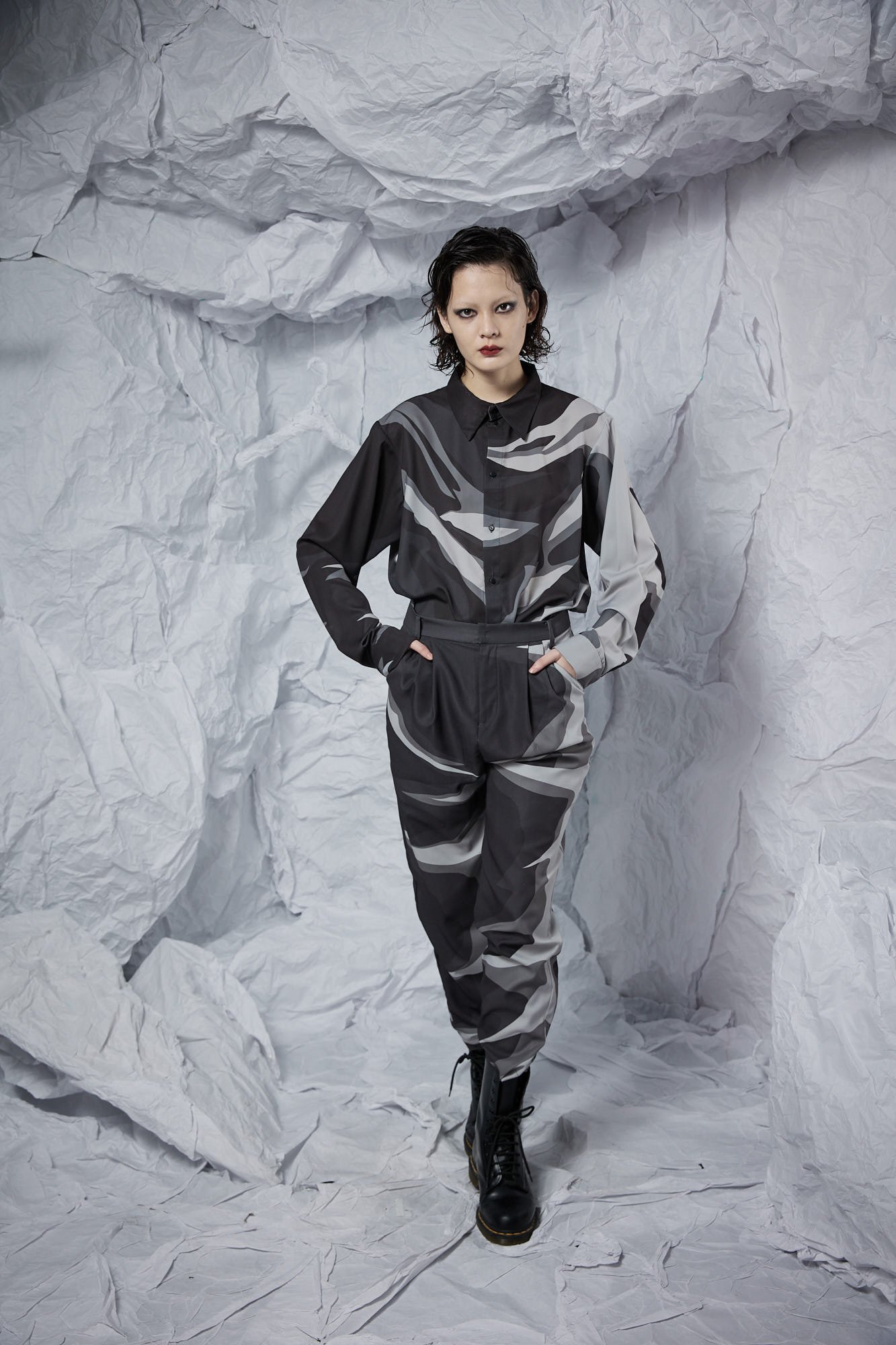 INF 2D黑印花西裝褲 (2).jpg