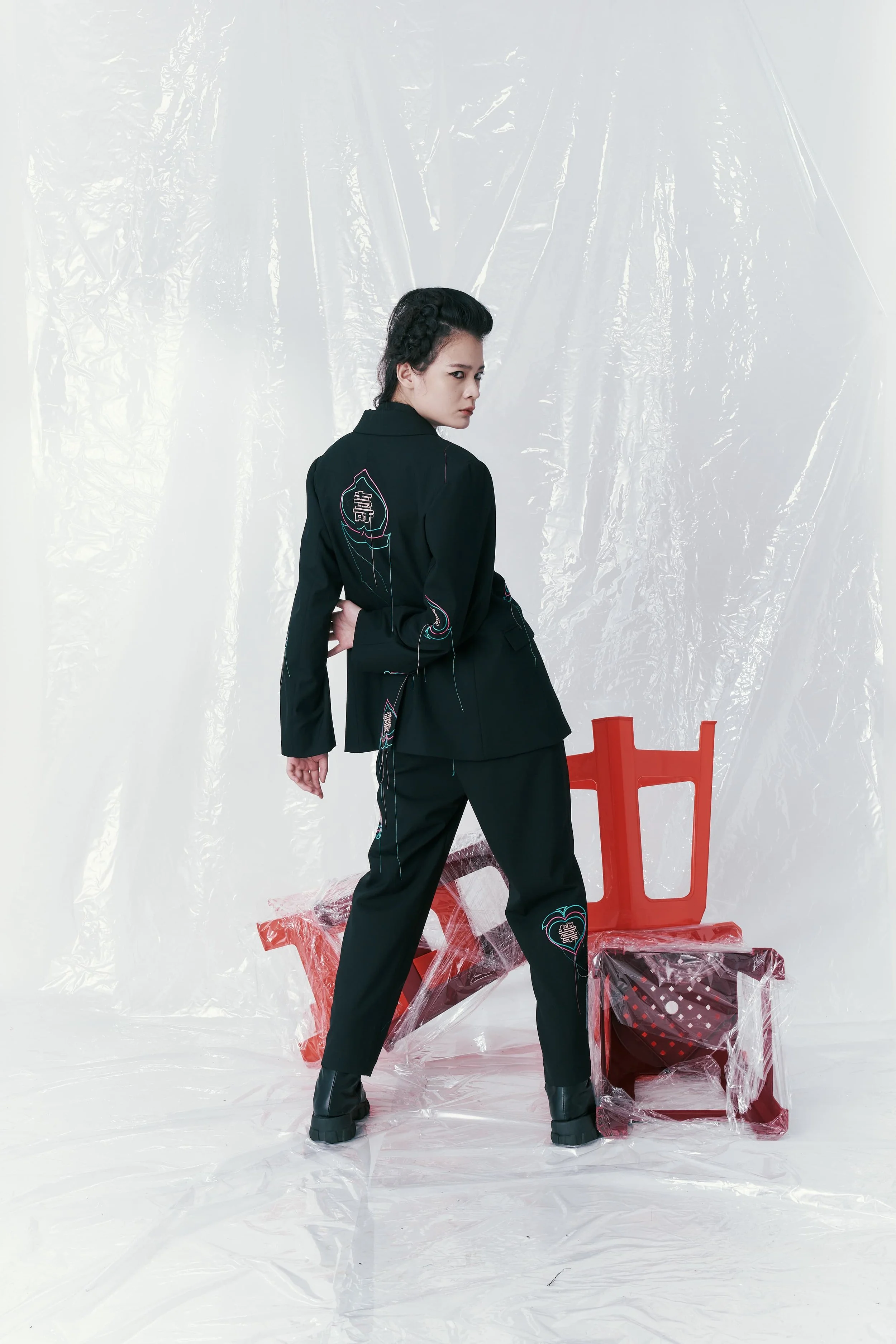 INF 24SS BDC06-SHOU-2.jpg