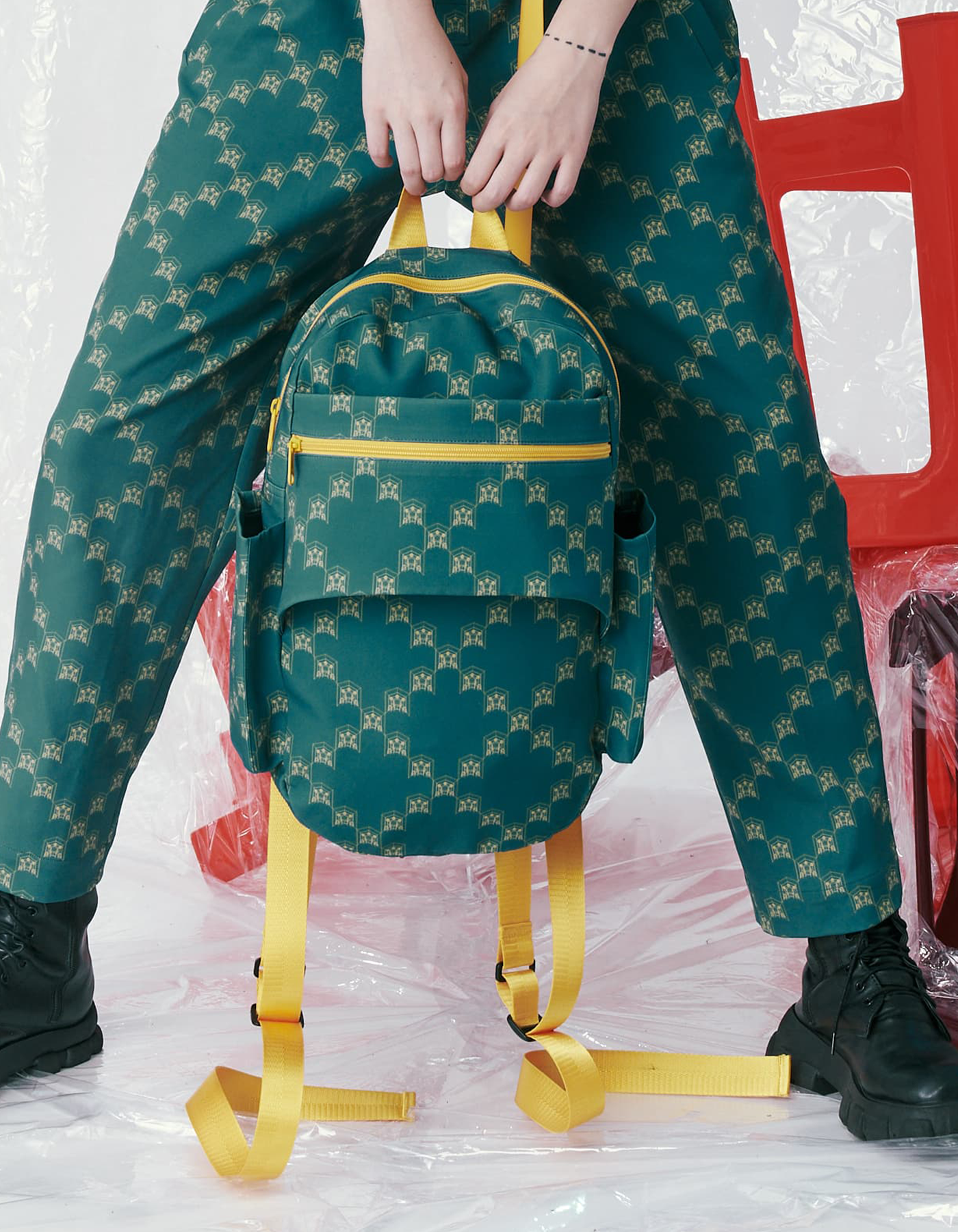 INF 24SS BDA01-PE.png