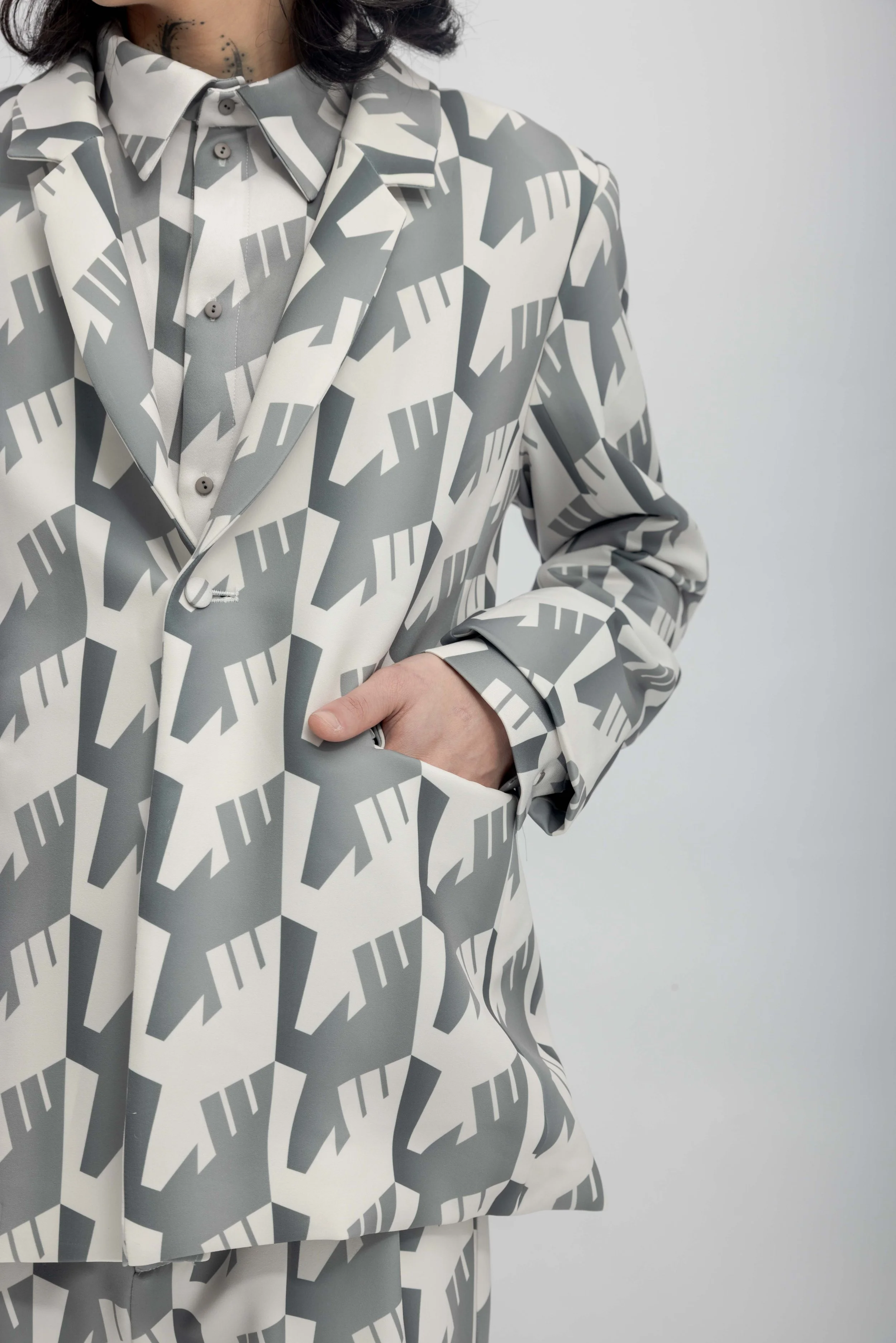 INF Raven Houndstooth Print Blazer  Silent Gray (18).jpg