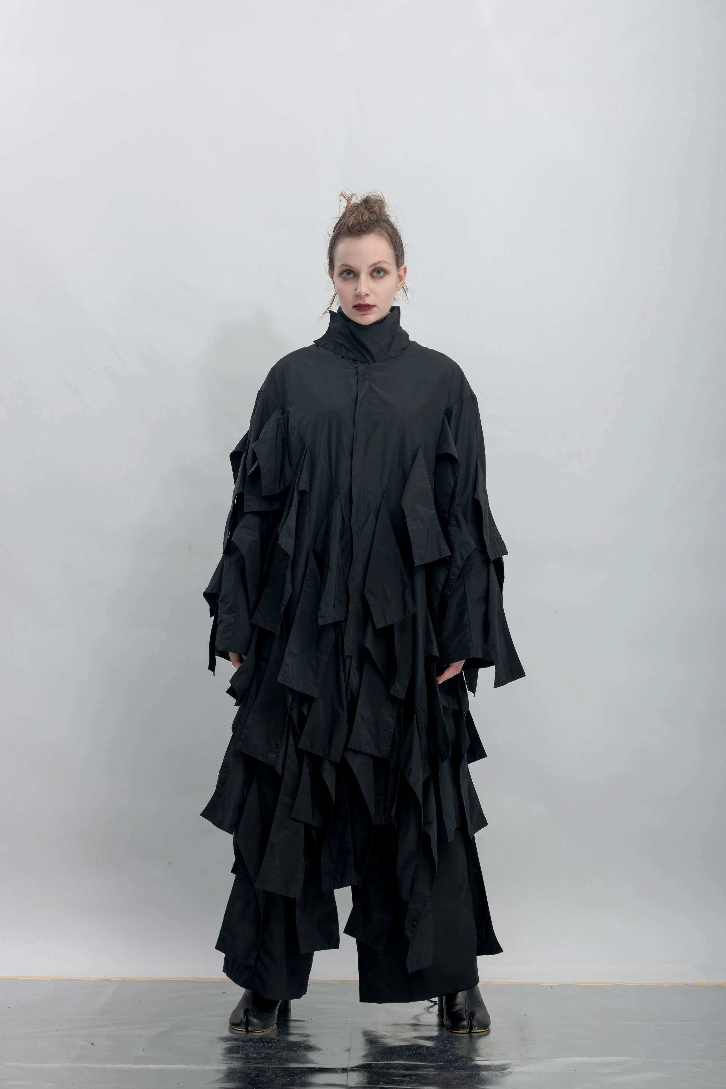 INF Wing-Contour Sculpted Long Jacket (16).jpg