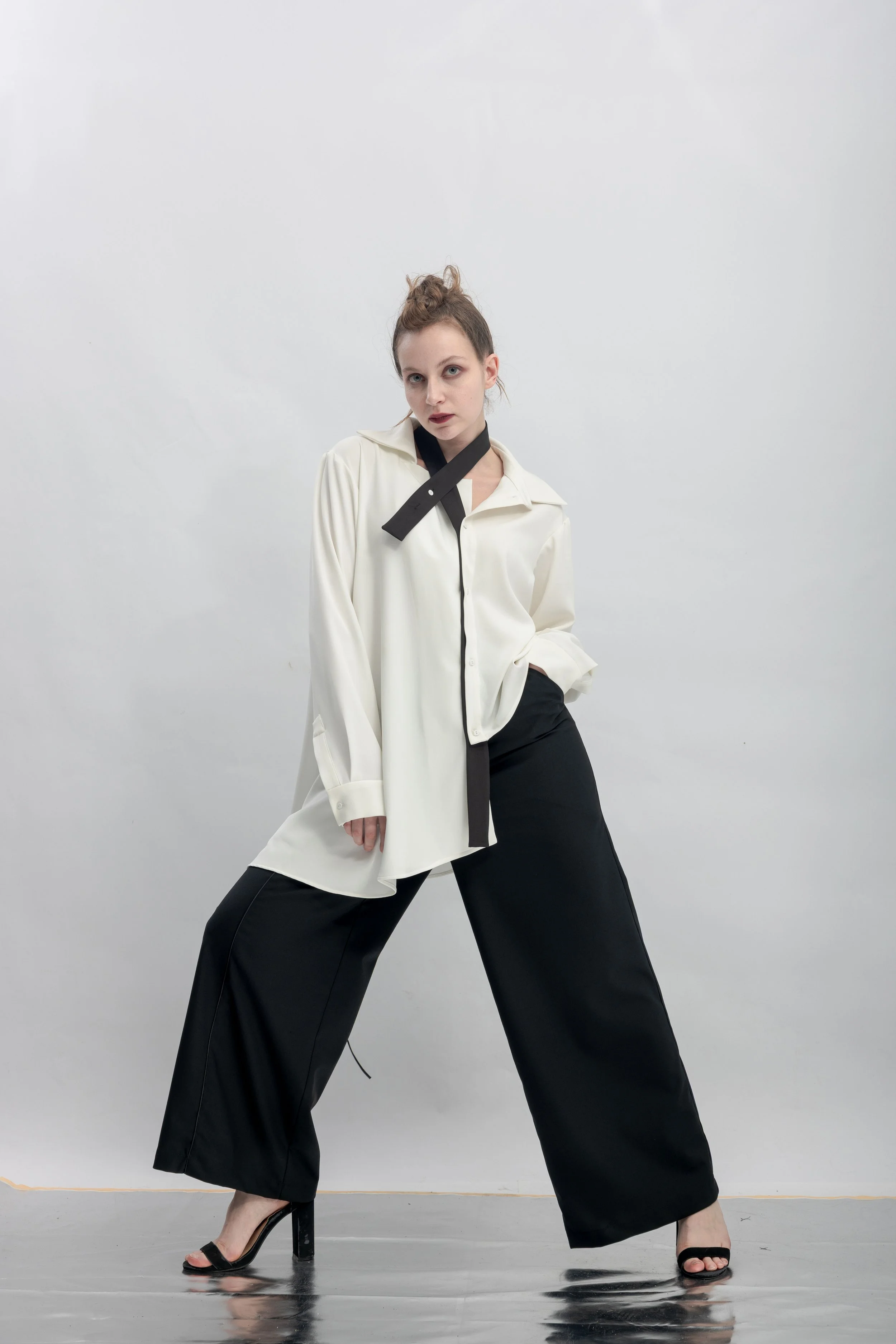 INF Asymmetric Cut Detachable Neckband Shirt (20).jpg