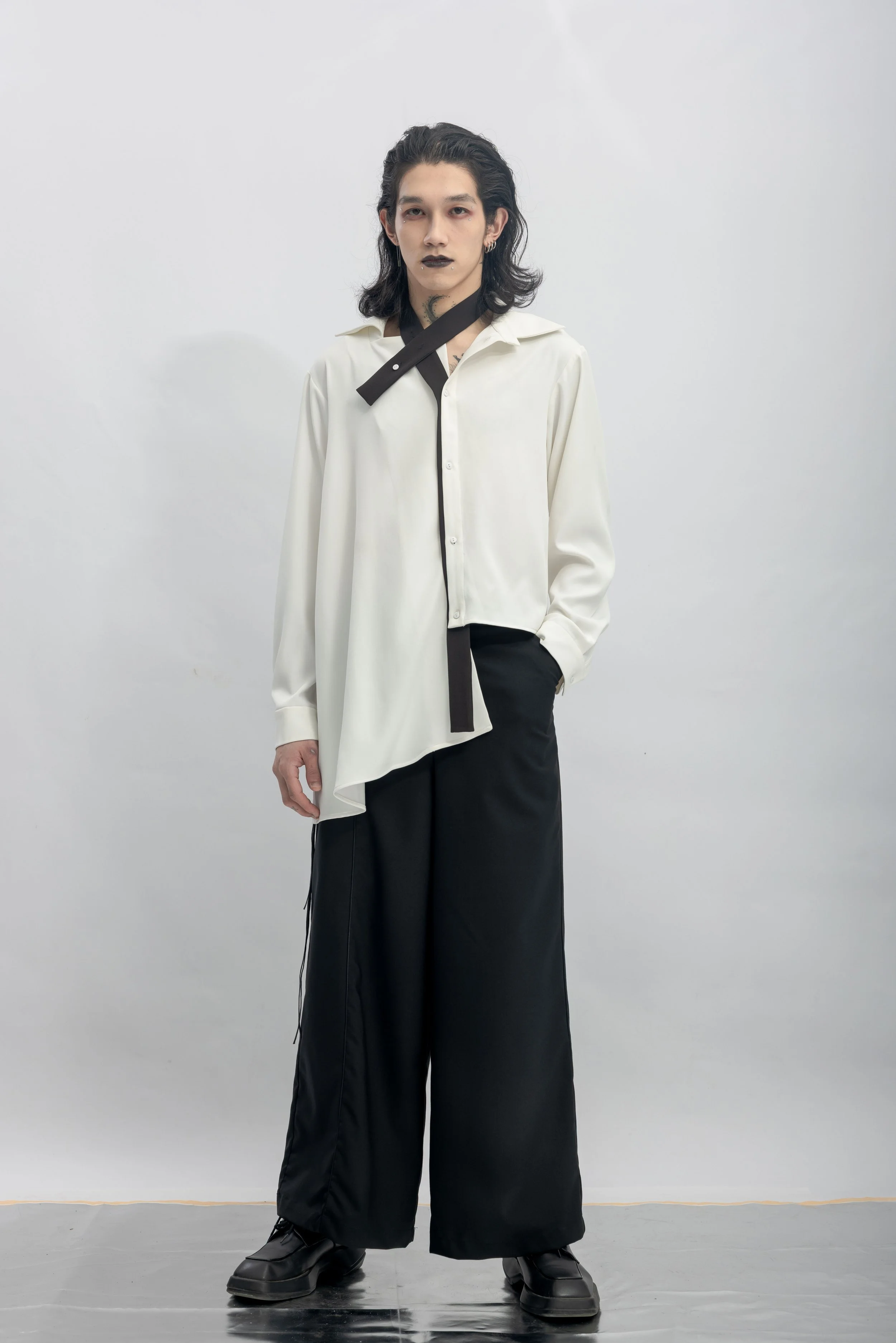 INF Asymmetric Cut Detachable Neckband Shirt (8).jpg