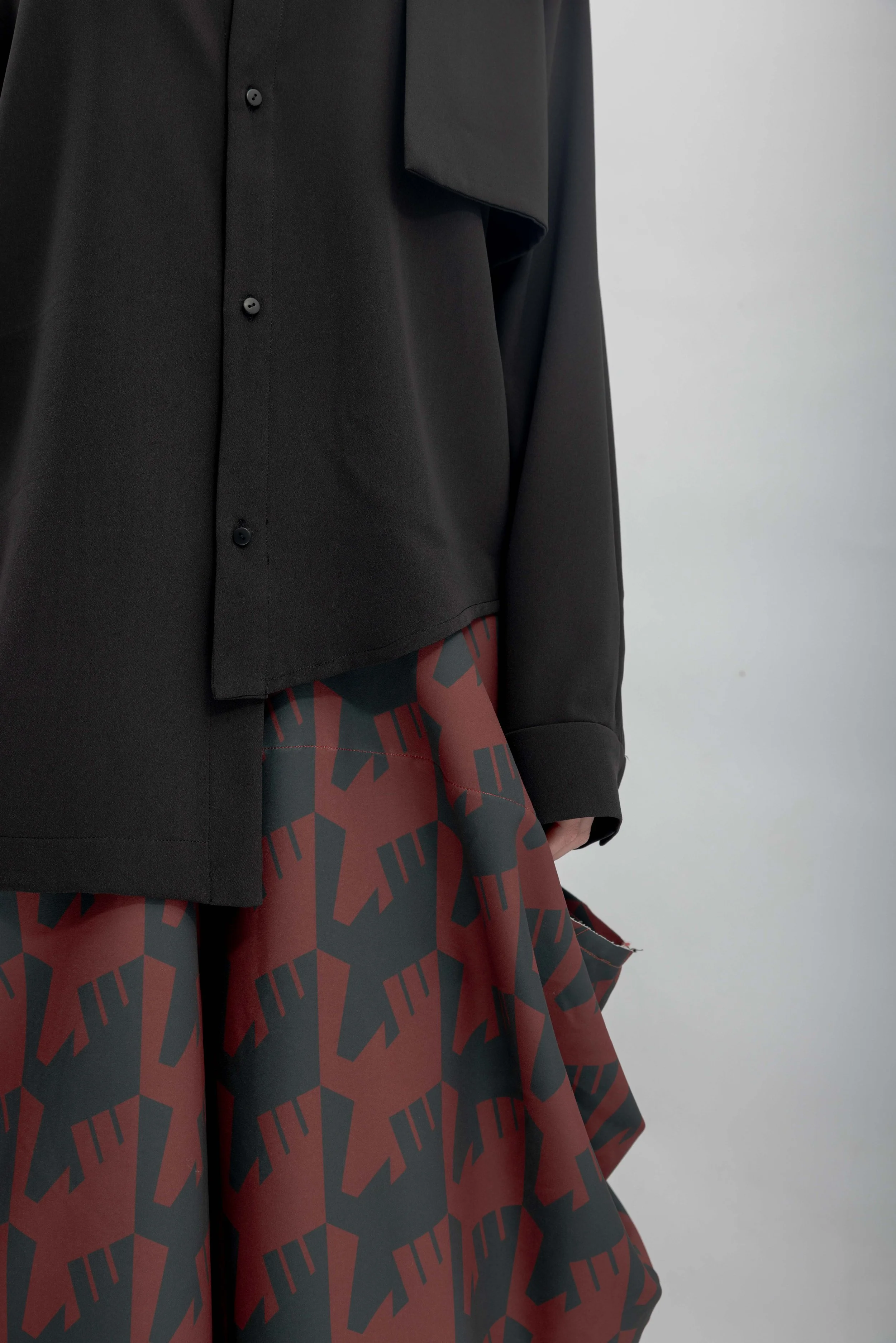 INF Integrated Placket Collar with Asymmetric Flap Top  Black (17).jpg