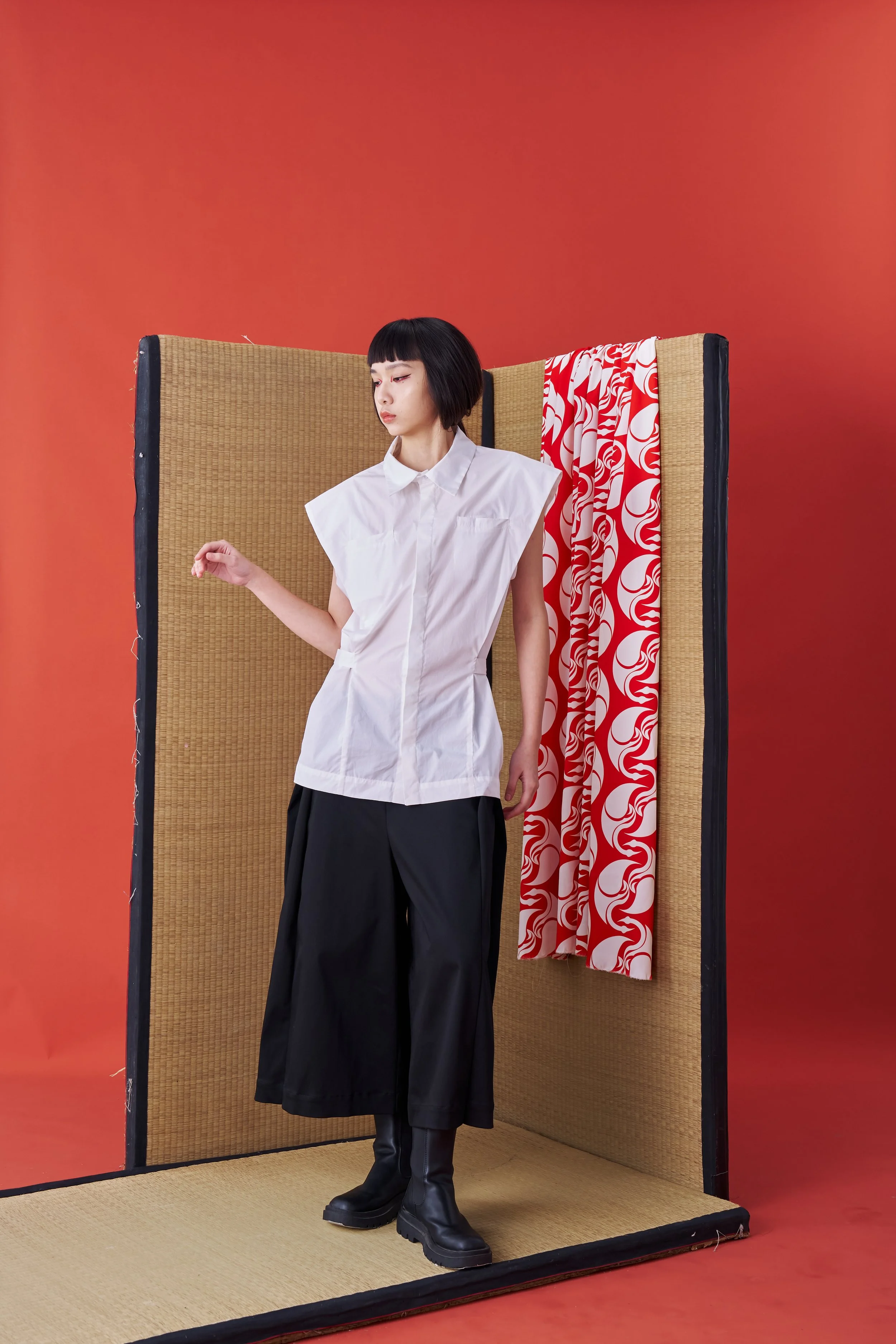 Deconstructed Sleeveless Jinbei Shirt  (4).jpg