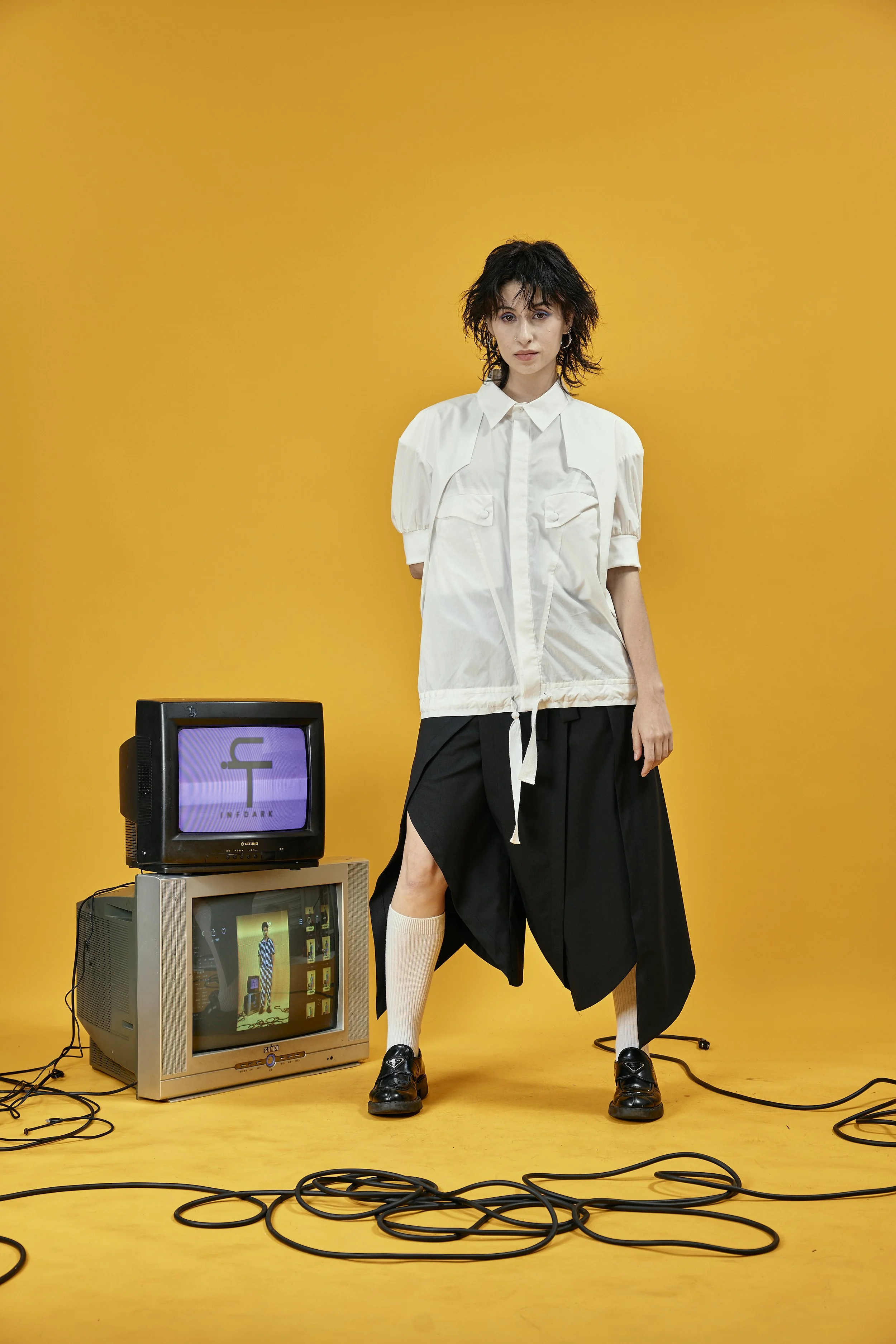 INFDARK Vintage Short Sleeve Shirt  White (10).jpg