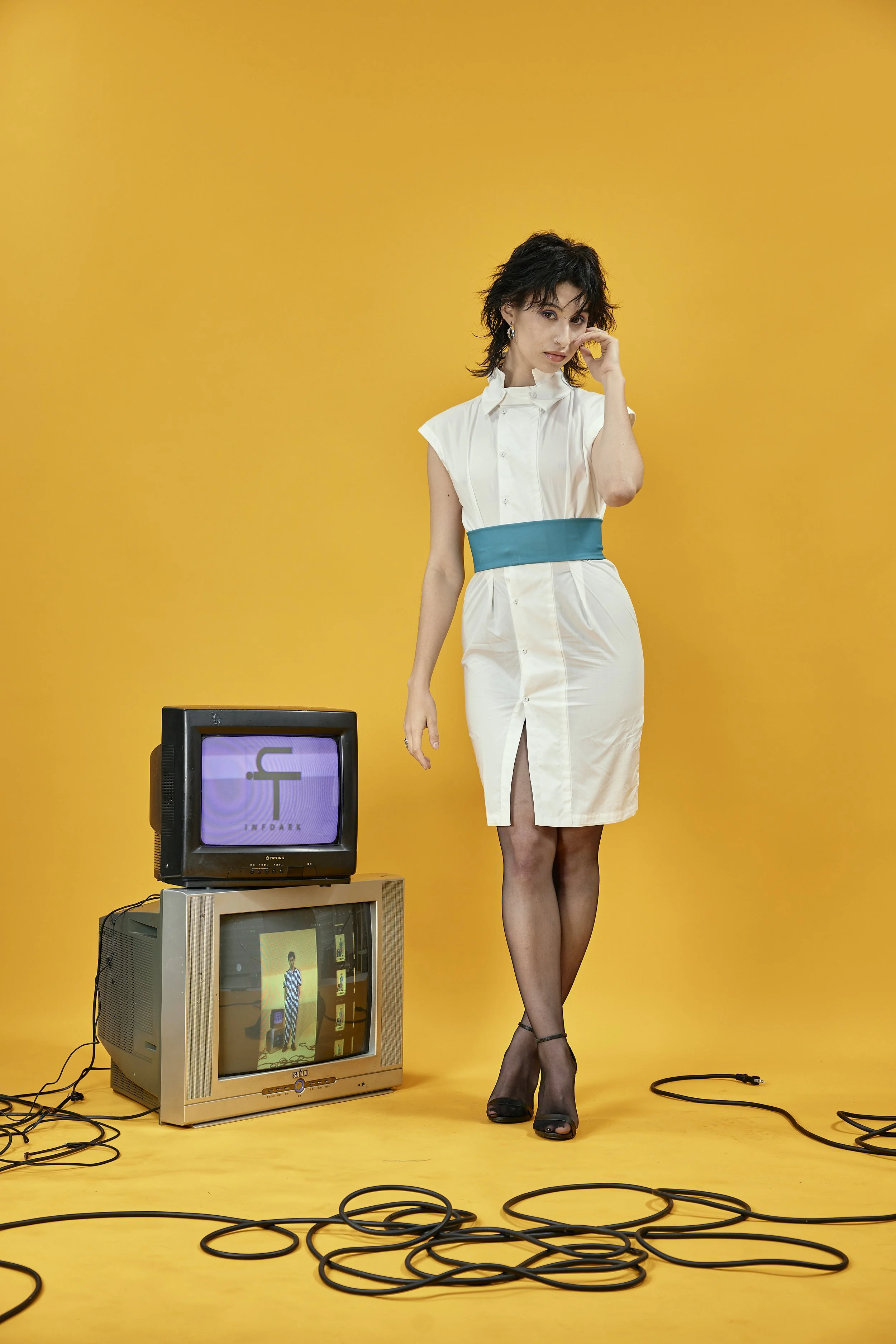 INFDARK Stand-Collar Shirt Dress  White (6).jpg