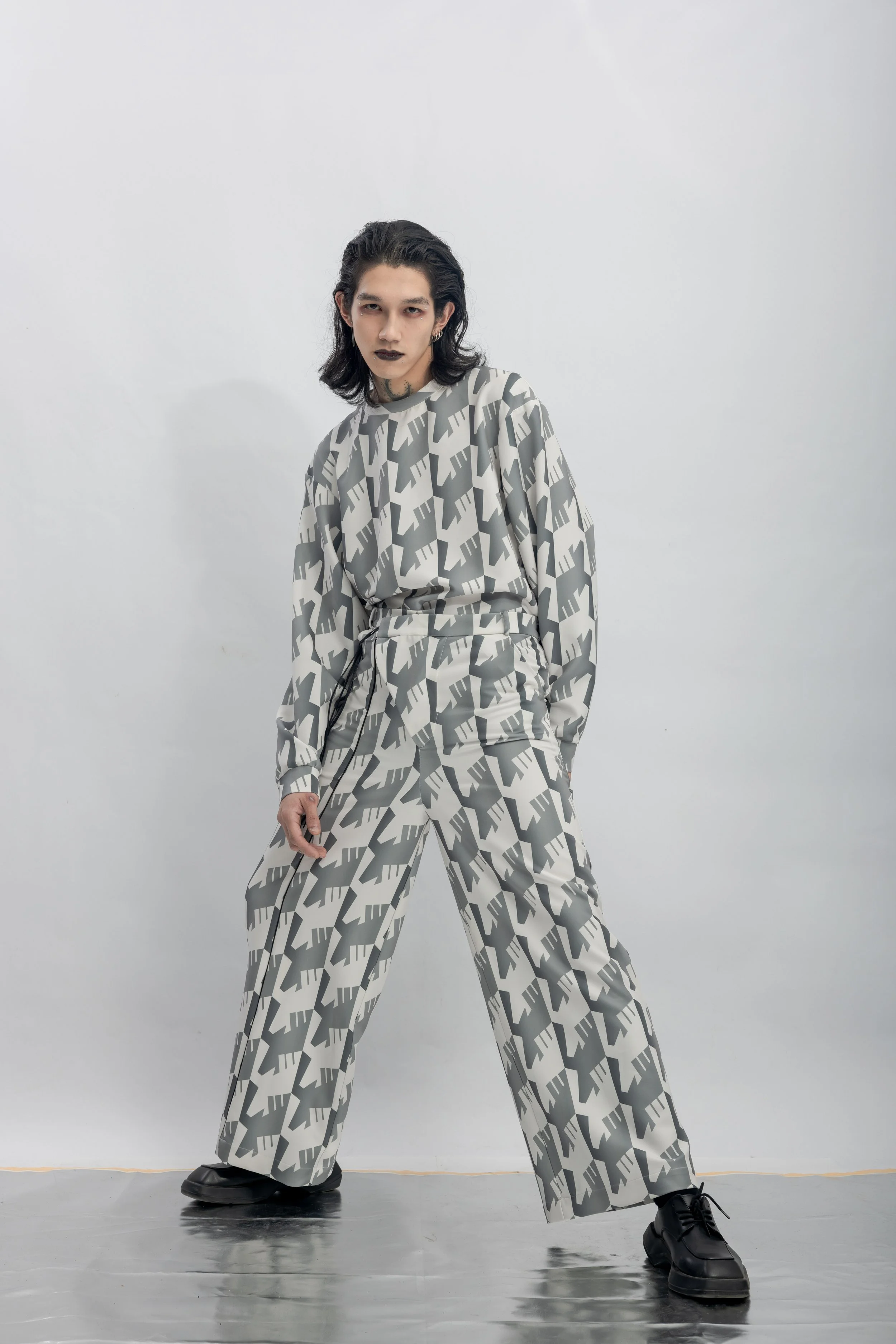 INF Asymmetric Flap Detail Printed Wide Pants  Silent Gray (10).jpg