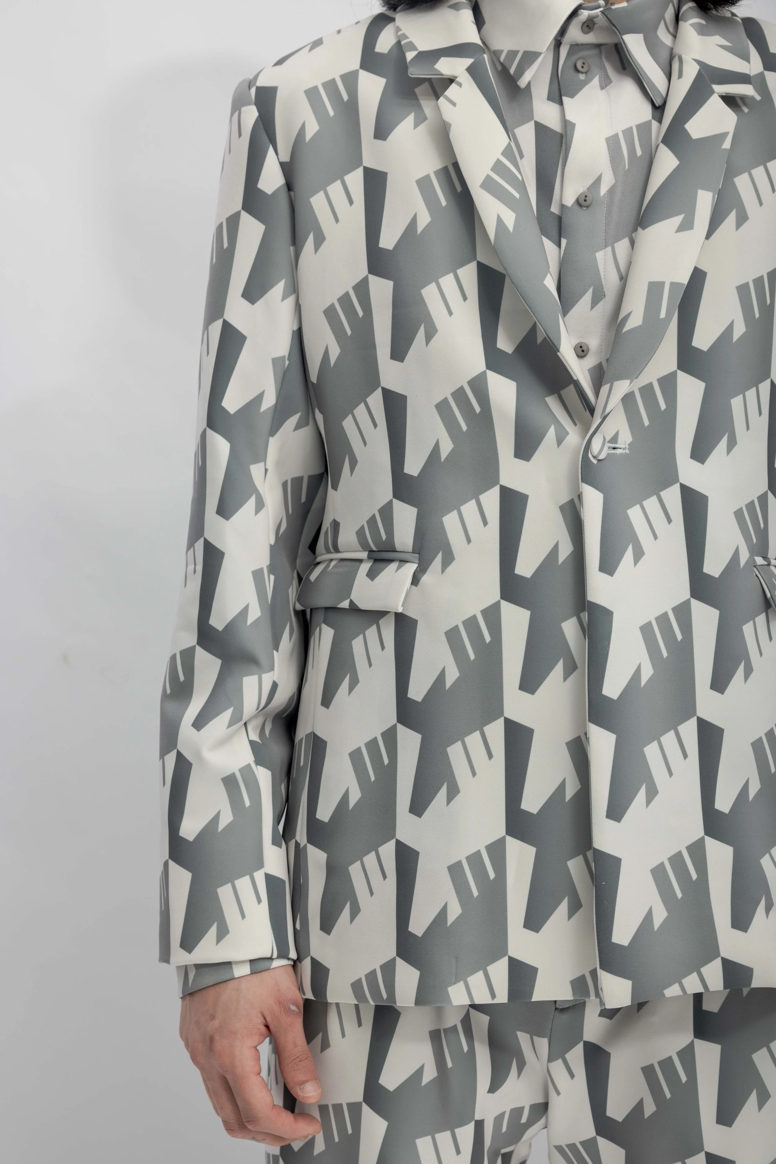 INF Raven Houndstooth Print Blazer  Silent Gray (17).jpg