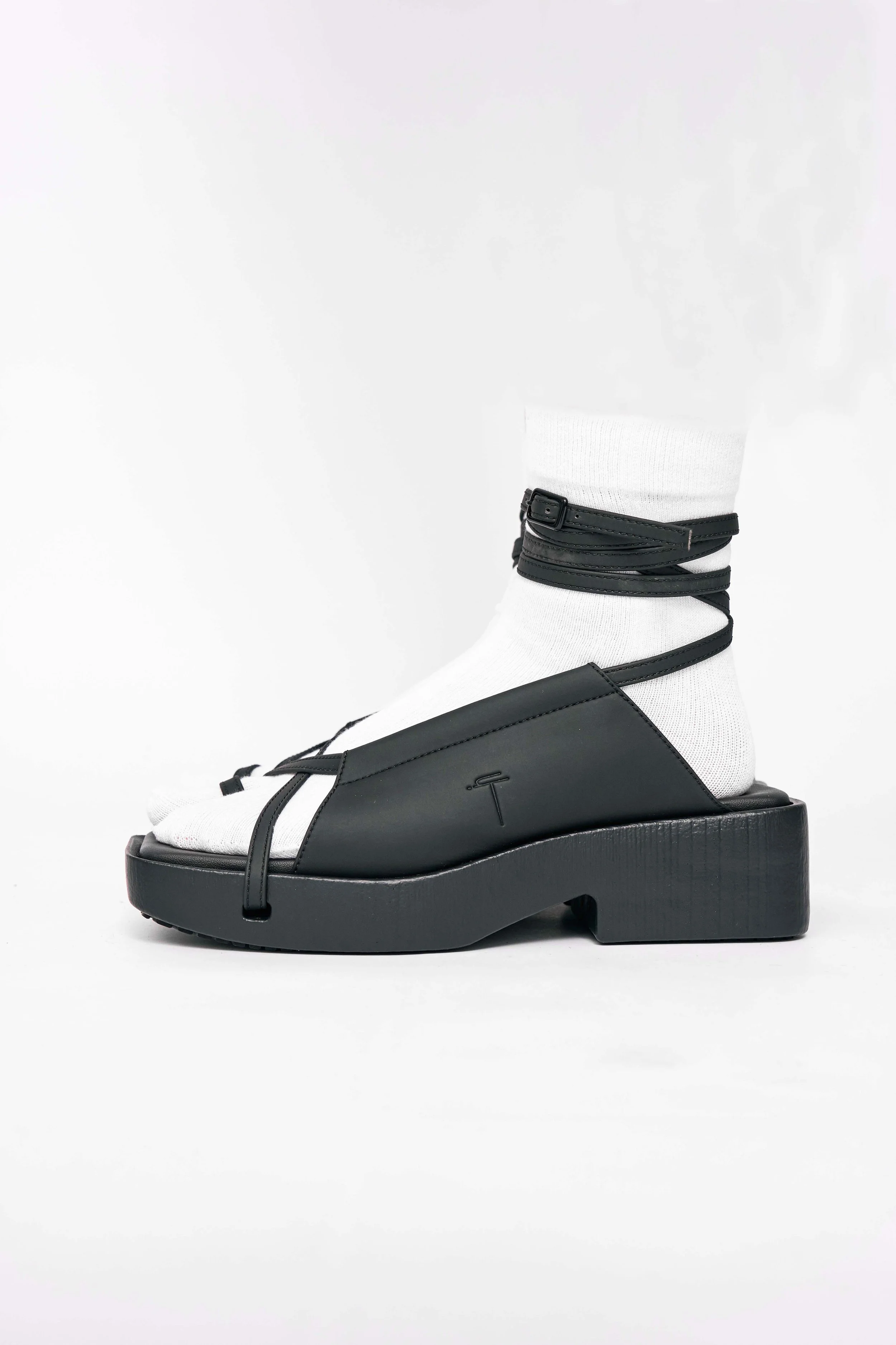 INF 24AW KABUKI 3D Printed  Sandals (1).jpg