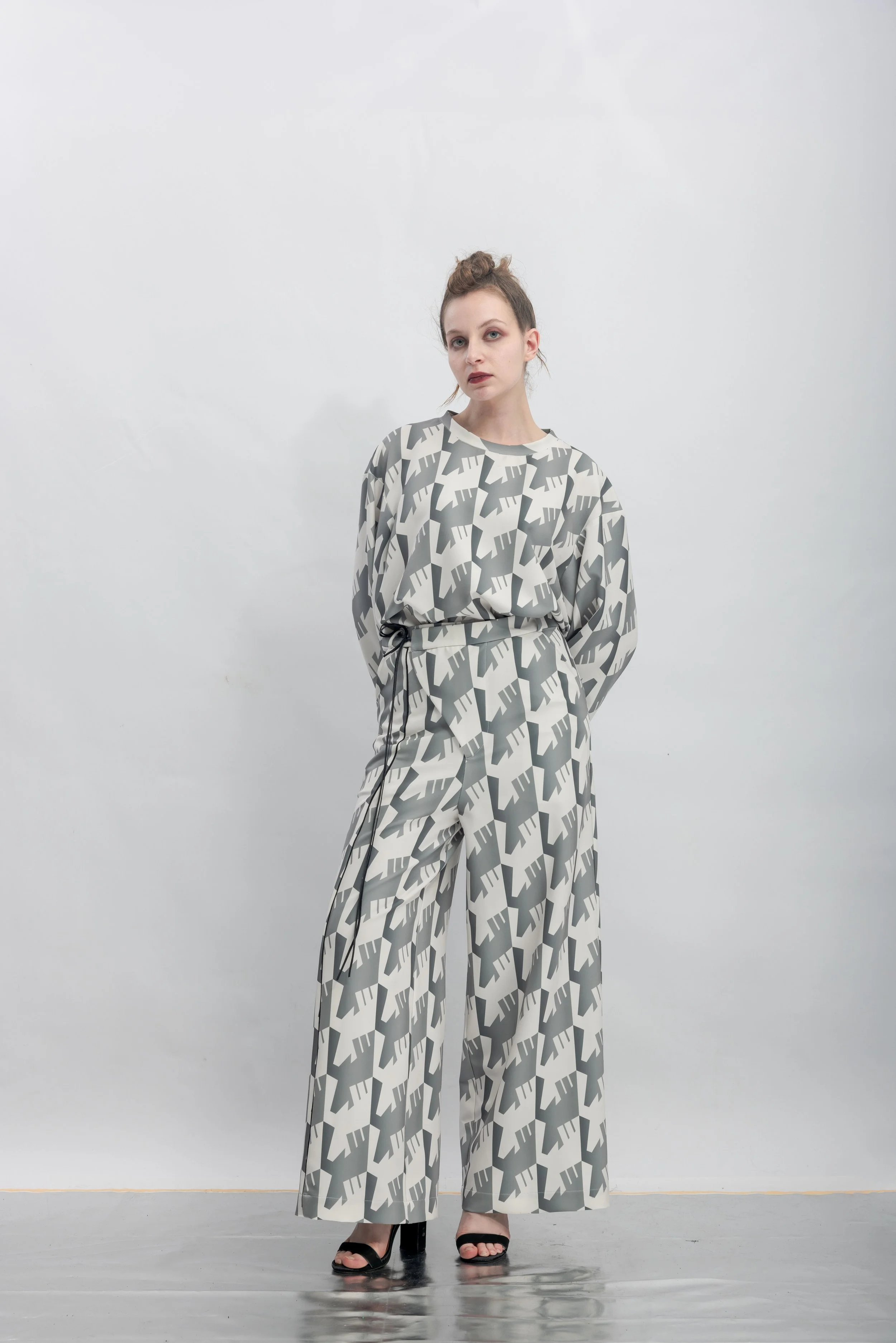 INF Asymmetric Flap Detail Printed Wide Pants  Silent Gray (20).jpg