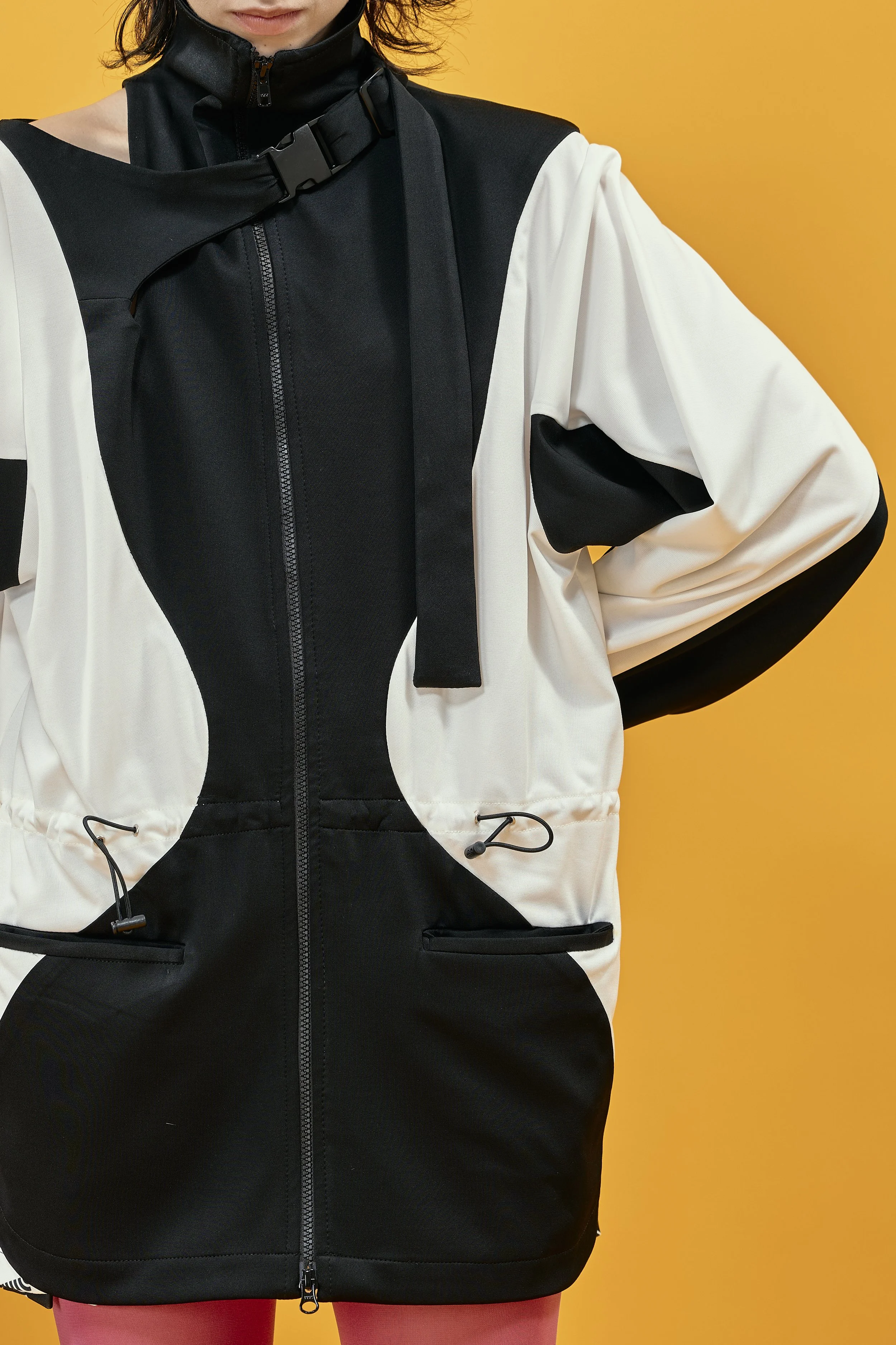 INFDARK Asymmetric Cinched-Waist Jacket  Black-White (1).jpg