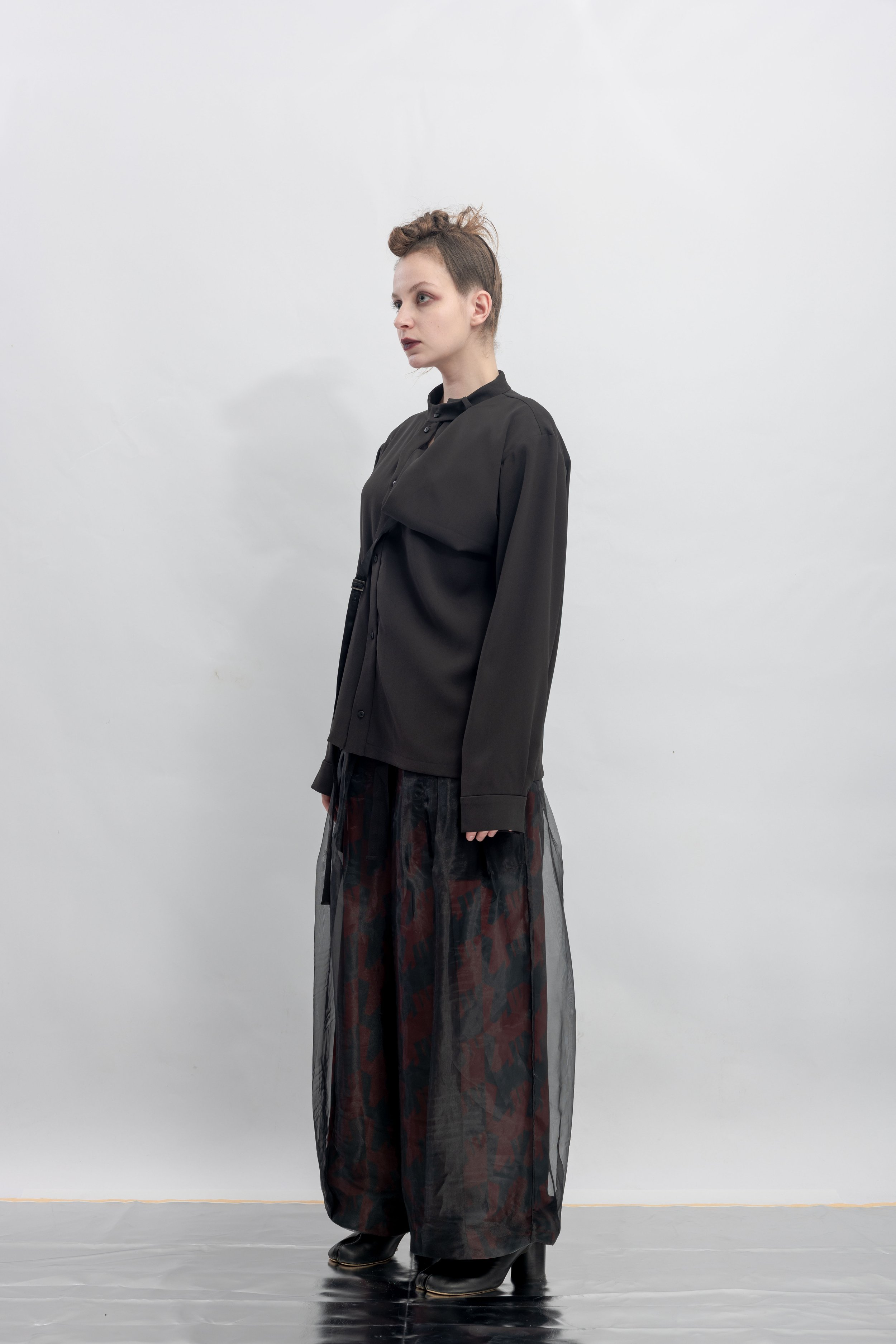 INF  Integrated Chest Panel Deconstructed Collar Top  Black (8).jpg