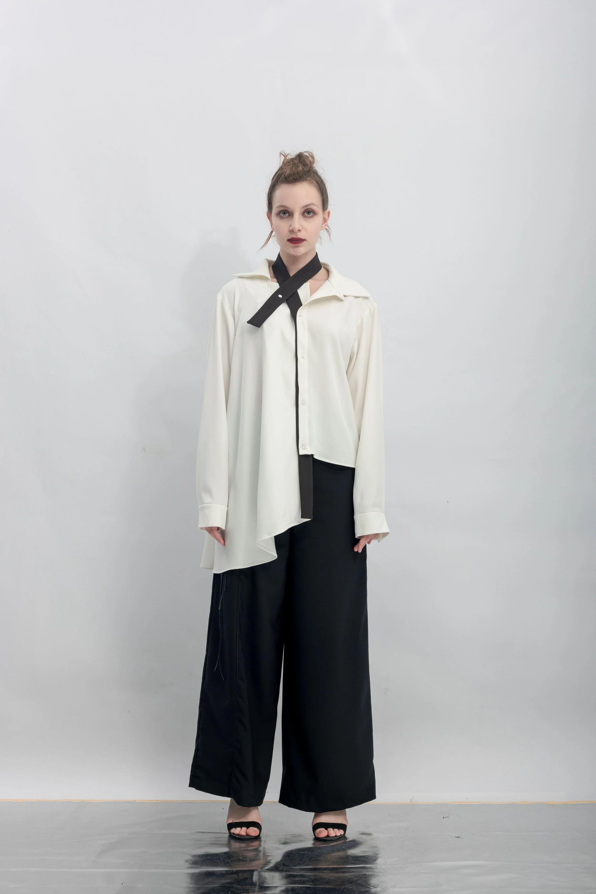 INF Asymmetric Cut Detachable Neckband Shirt (13).jpg